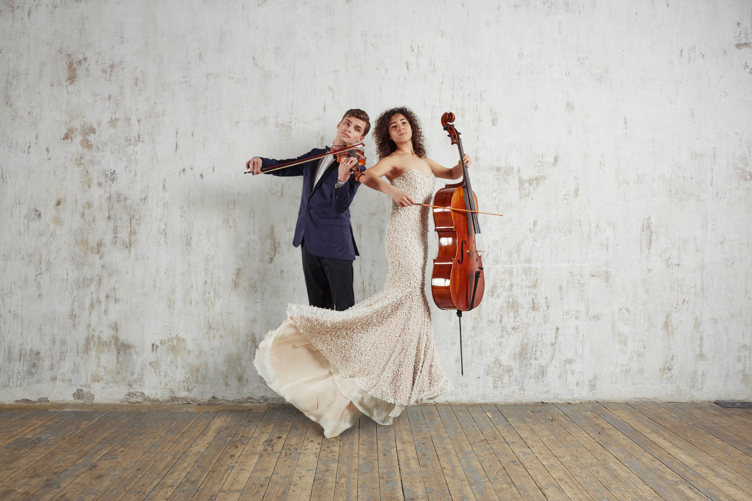 Левитация. Профессиональный репортажный и студийный фотограф в Москве