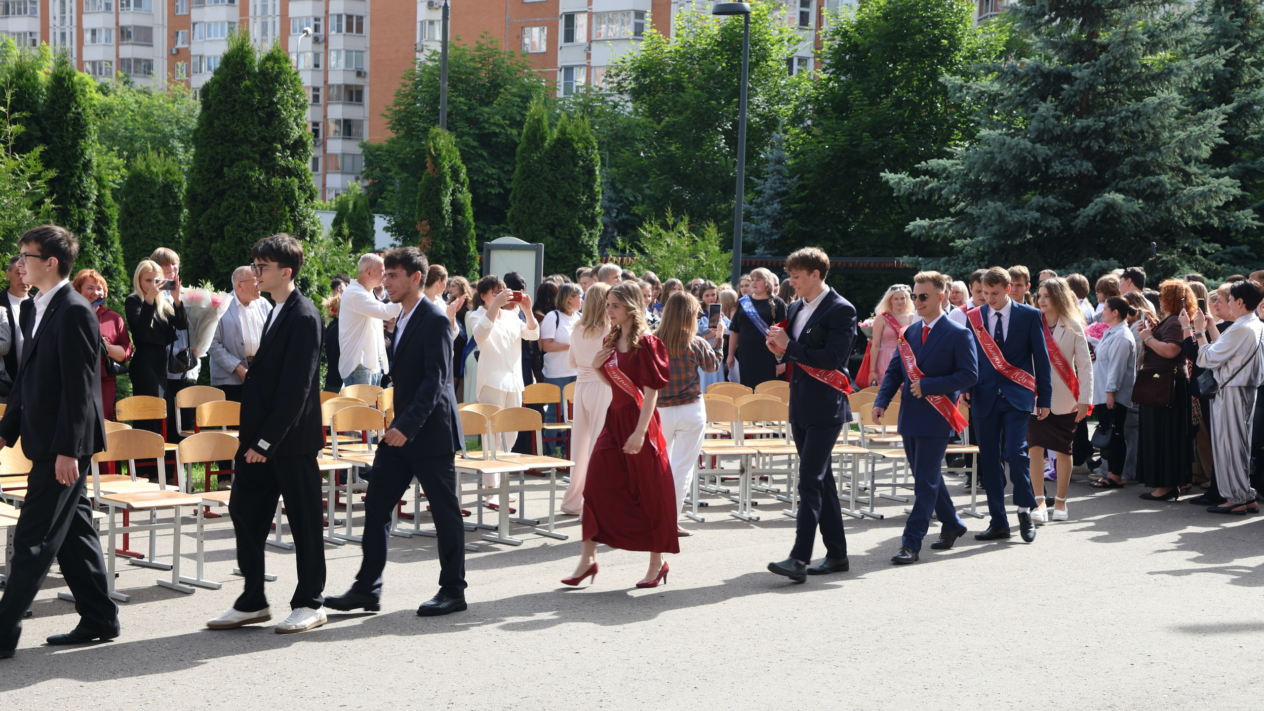 26/06/26. Школьные выпускные альбомы в Москве Марина Николаева