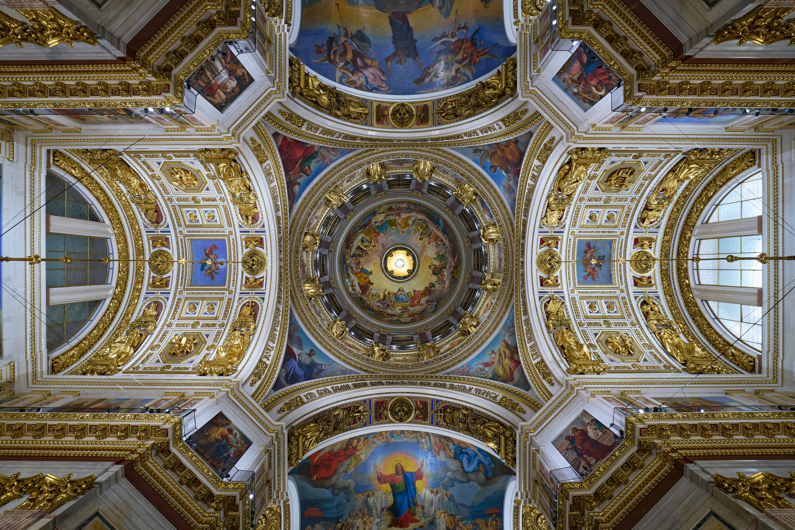 Потолок Исаакиевского собора. Сергей Горшенин — профессиональный фотограф