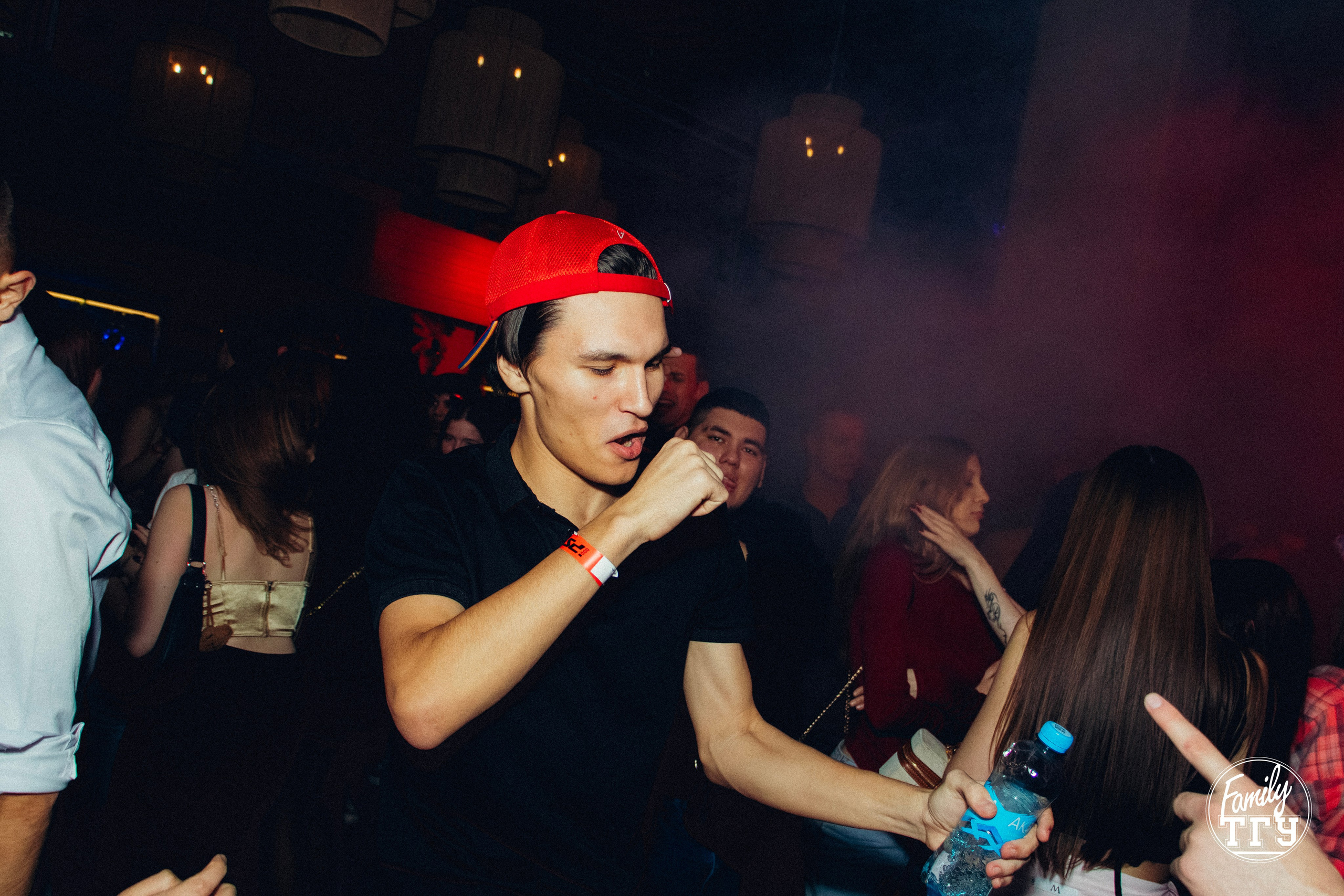 Посвят в Maison