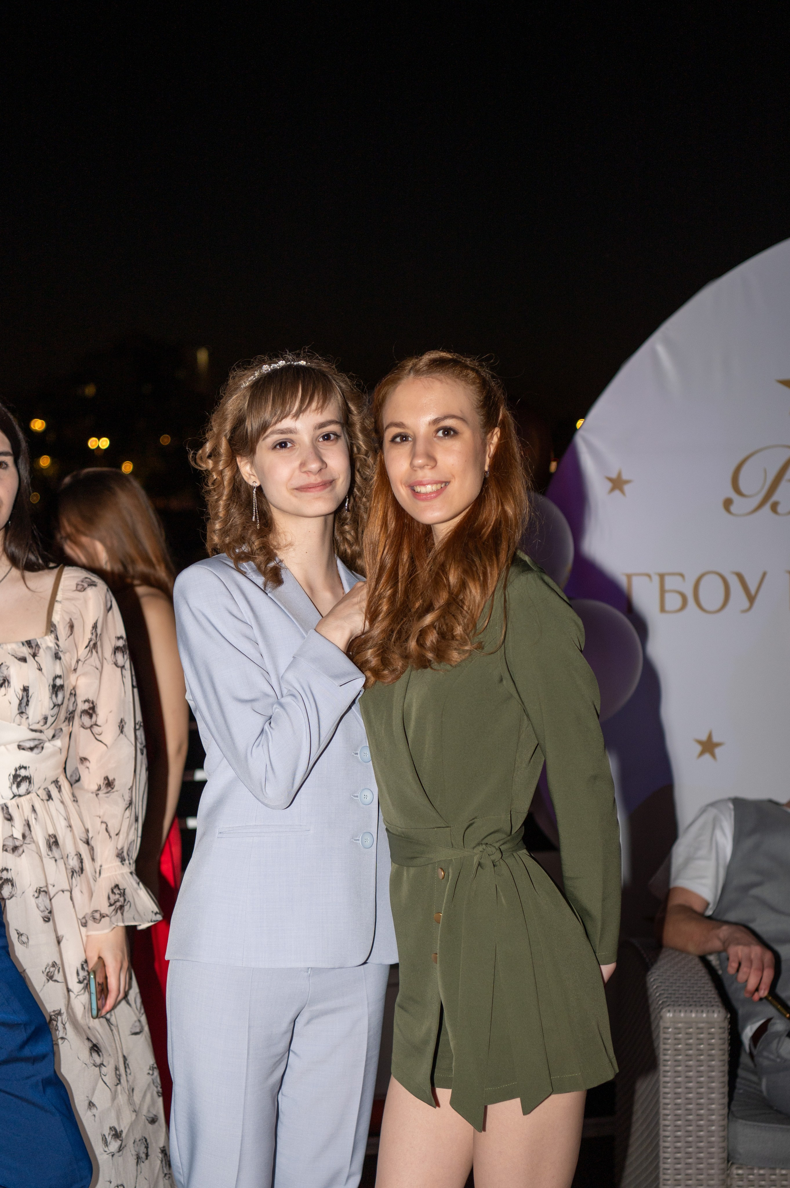 Выпускной вечер 11 класс на теплоходе. Детский и семейный фотограф г. Москва Оксана Катаджи