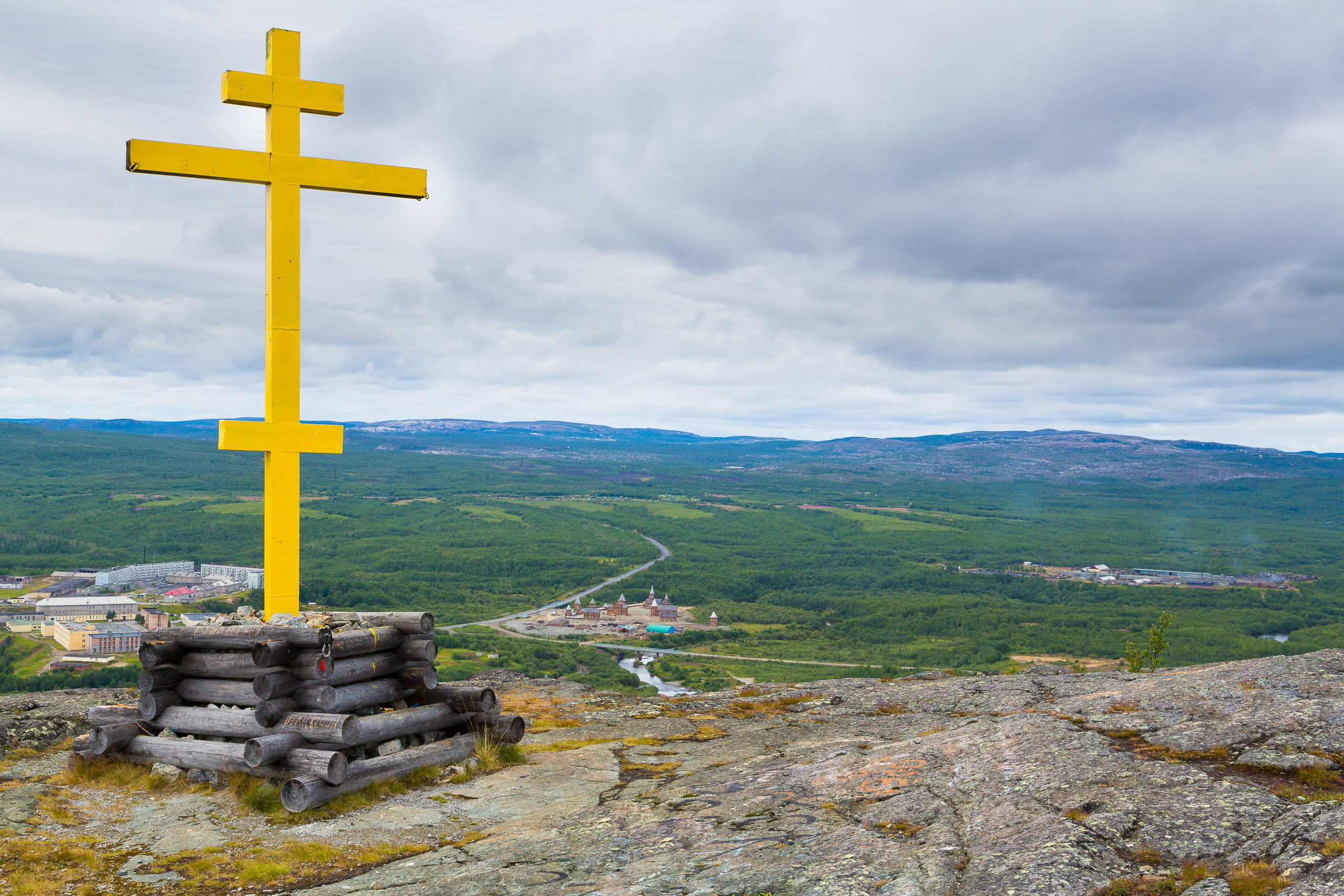 Печенга — край сосновой реки. Пейзажи Крайнего Севера. Баренцево море, Рыбачий, Средний, Немецкий