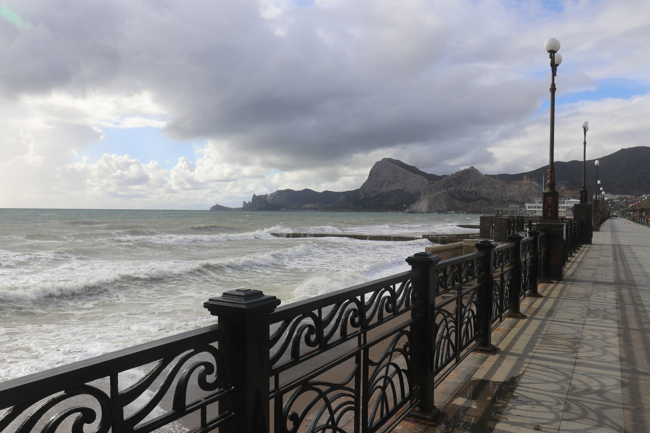 Крым. ЮБК (Судак, Карадаг). Ноябрь 2020. Путешественник-фотограф из Санкт-Петербурга Татьяна Свистулина