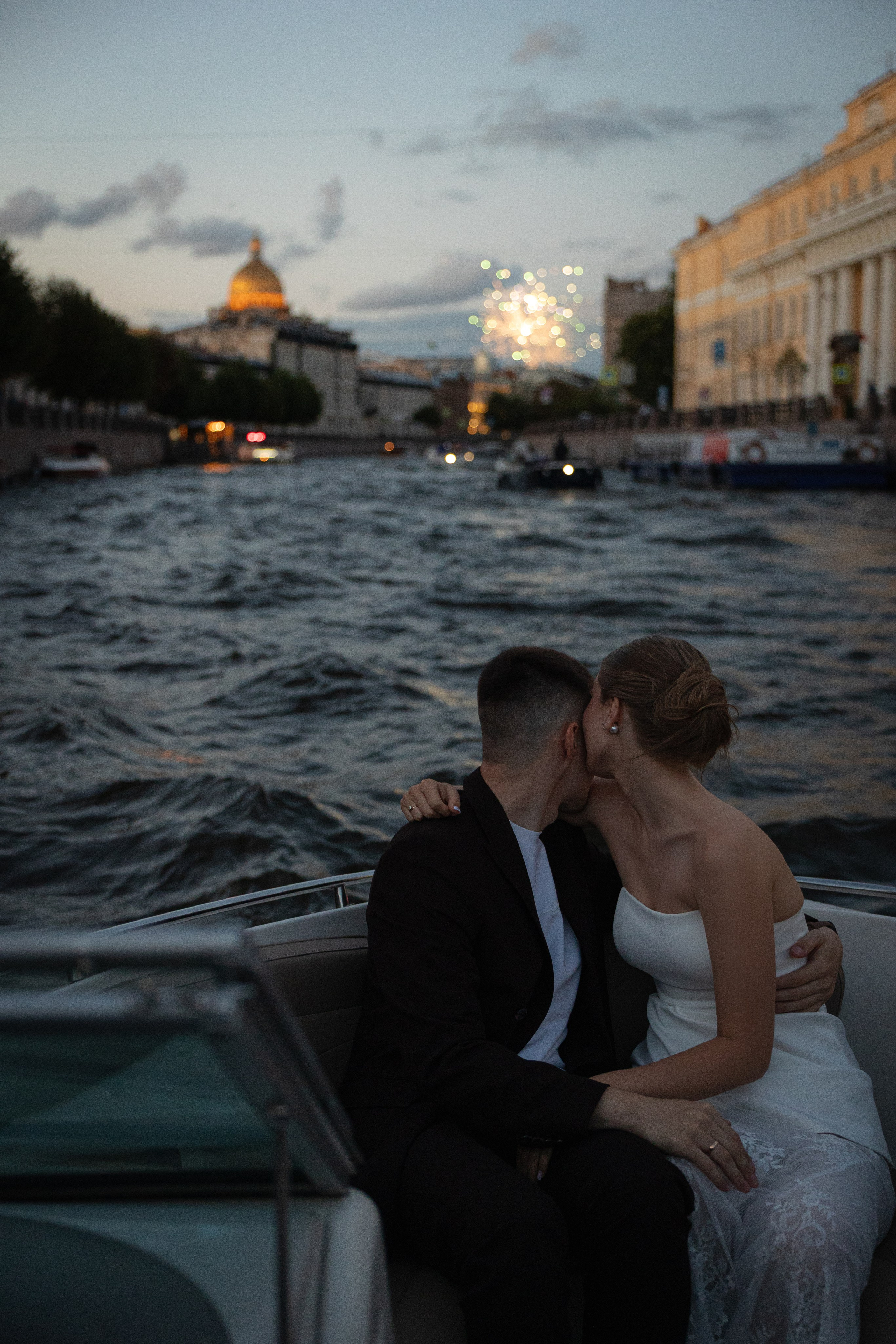 Полина и Олег. That’s your photographer, Alexandra Andrushchenko