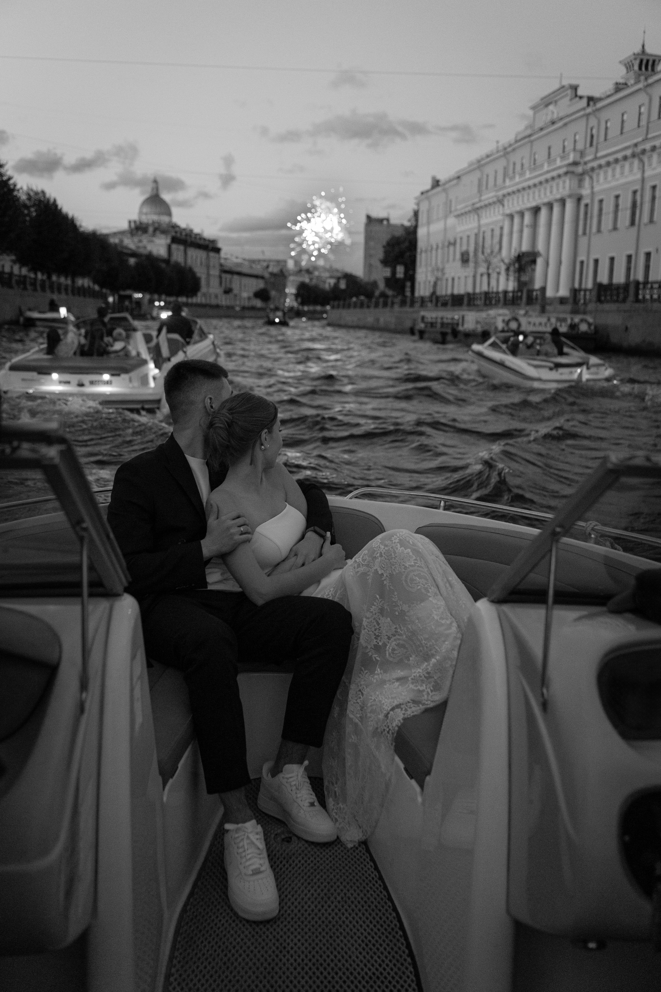 Полина и Олег. That’s your photographer, Alexandra Andrushchenko