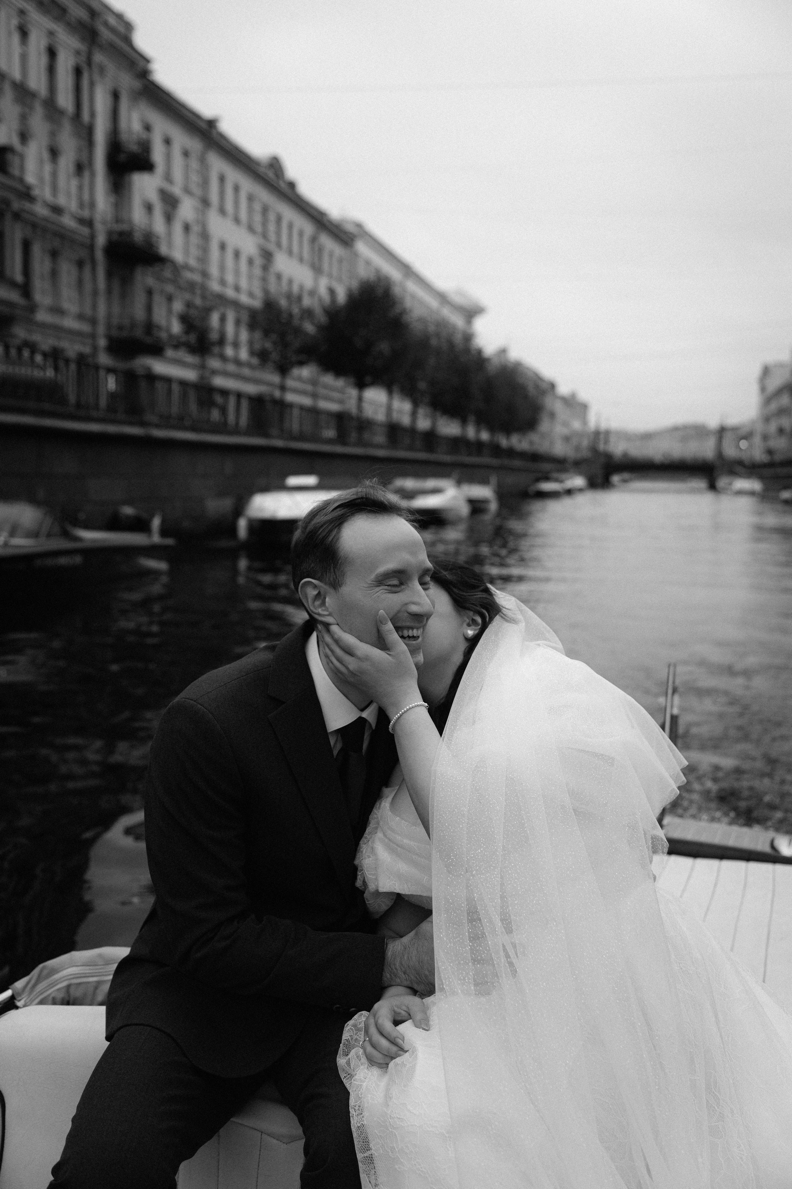 Злата и Егор. That’s your photographer, Alexandra Andrushchenko