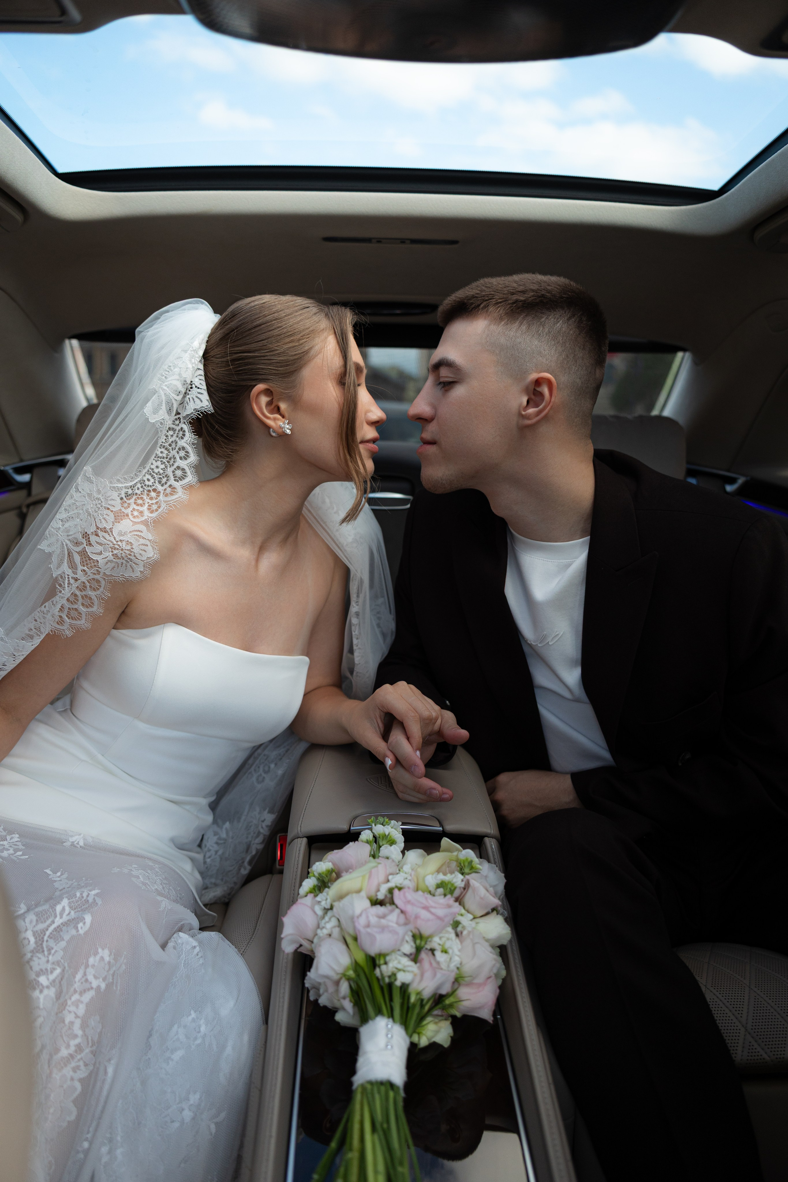 Полина и Олег. That’s your photographer, Alexandra Andrushchenko