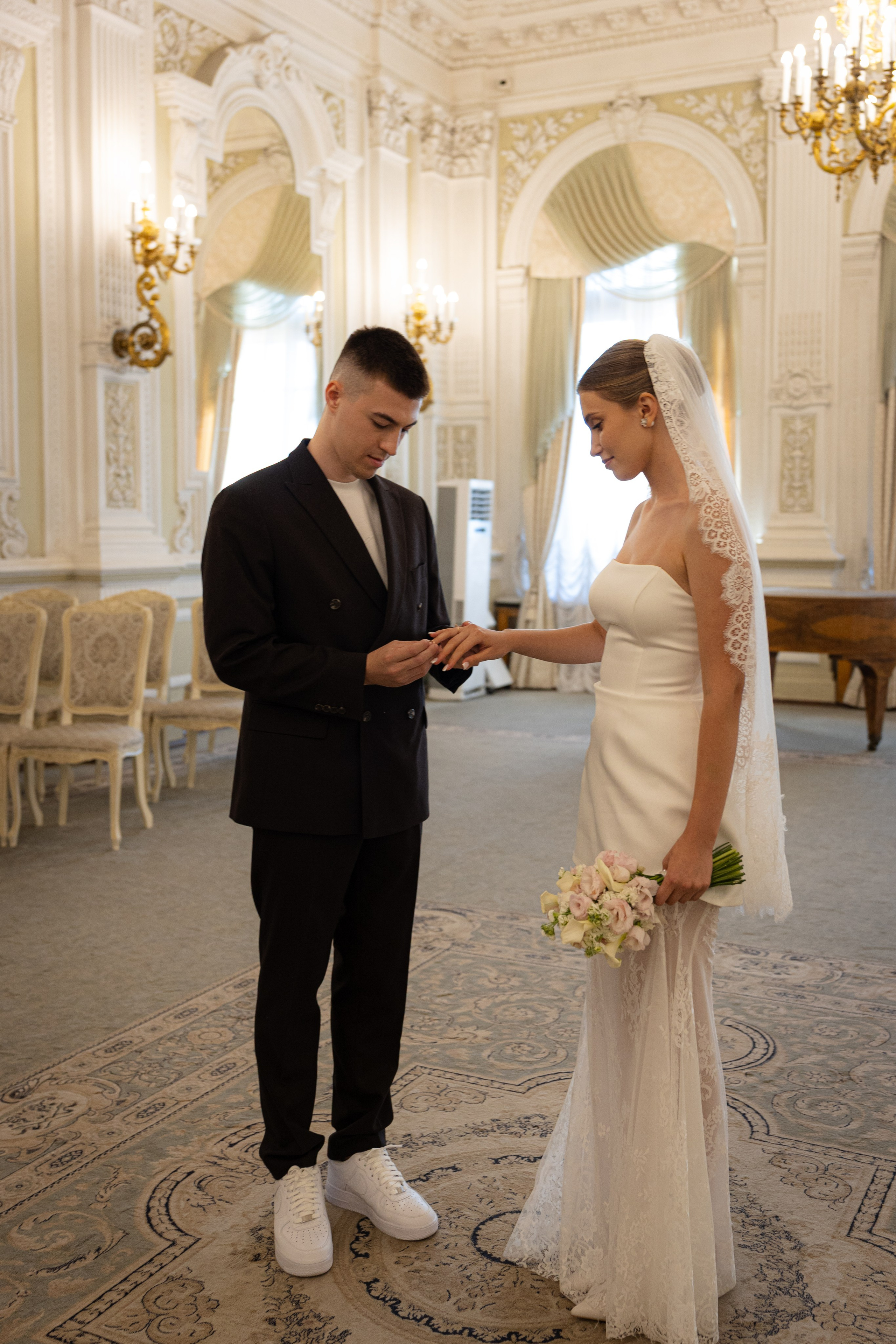 Полина и Олег. That’s your photographer, Alexandra Andrushchenko