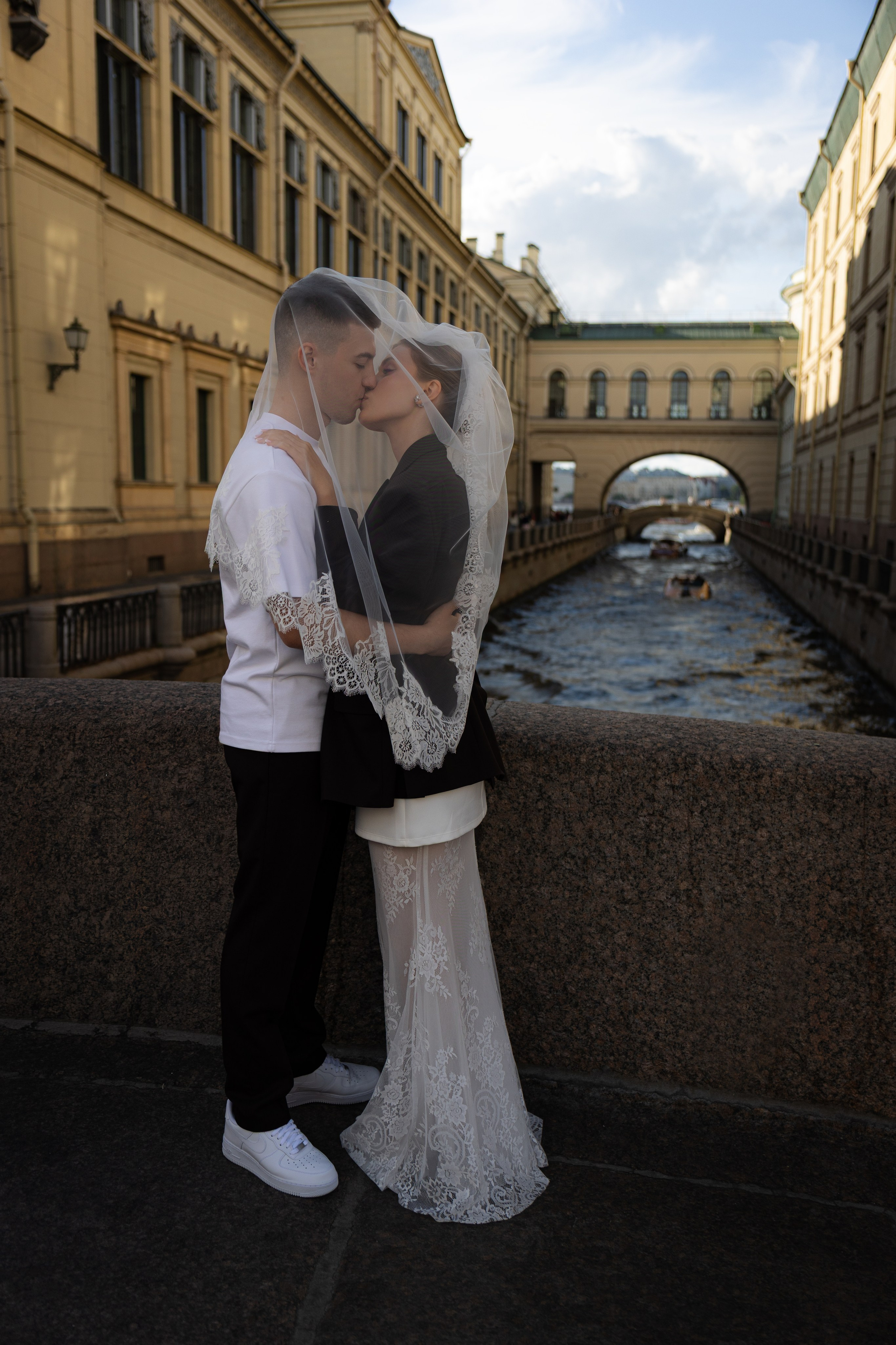 Полина и Олег. That’s your photographer, Alexandra Andrushchenko