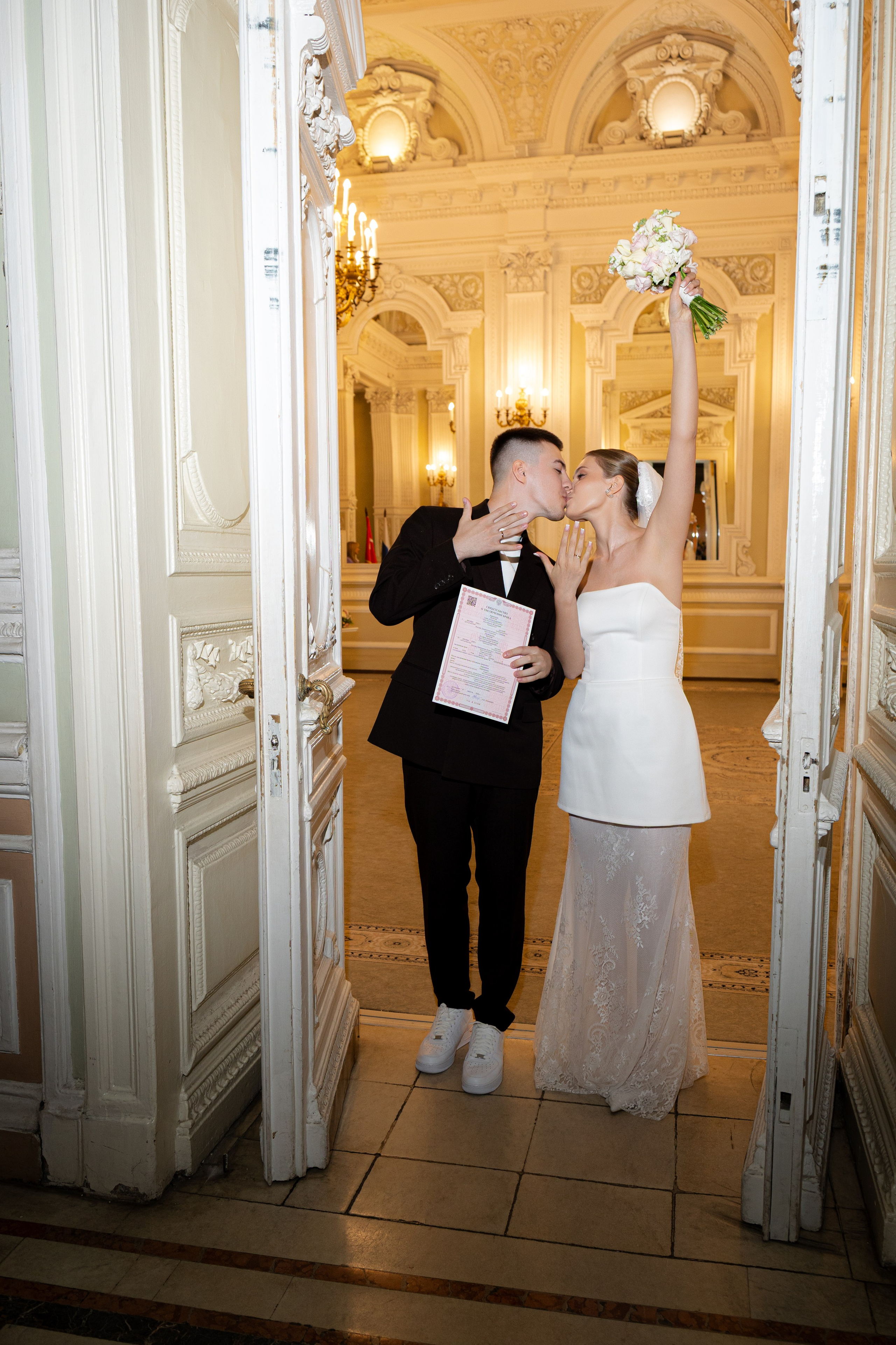 Полина и Олег. That’s your photographer, Alexandra Andrushchenko