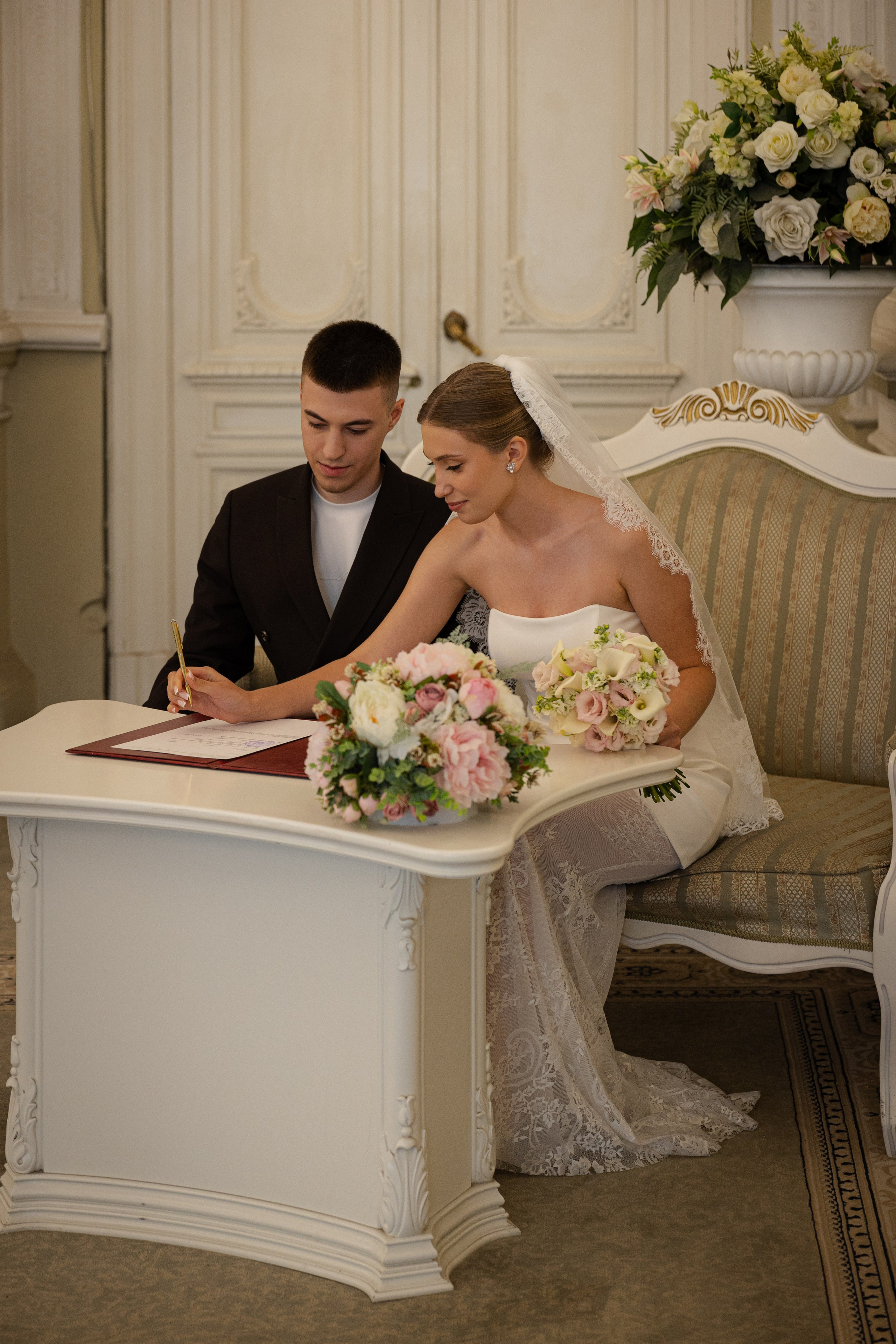 Полина и Олег. That’s your photographer, Alexandra Andrushchenko