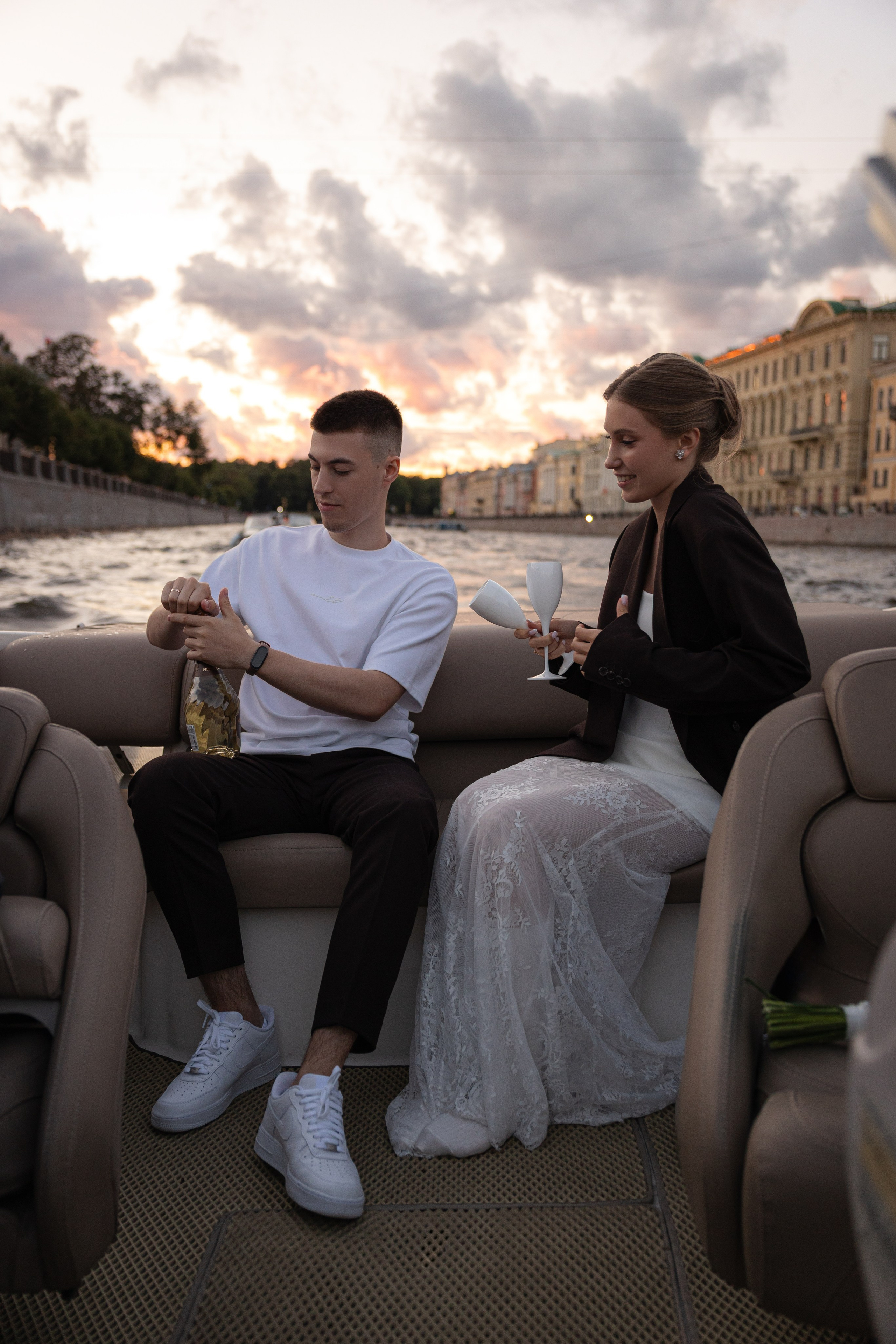 Полина и Олег. That’s your photographer, Alexandra Andrushchenko