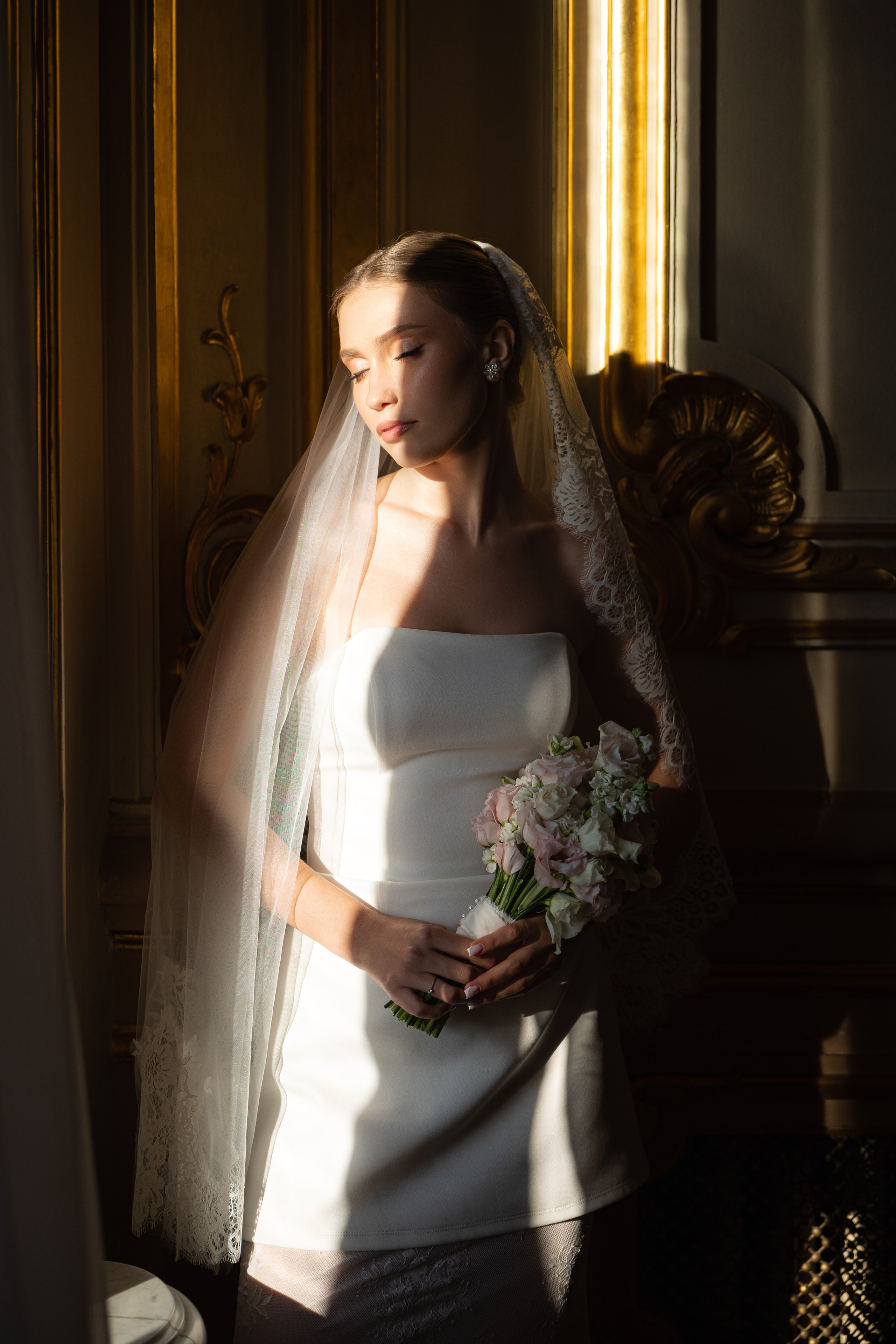 Полина и Олег. That’s your photographer, Alexandra Andrushchenko
