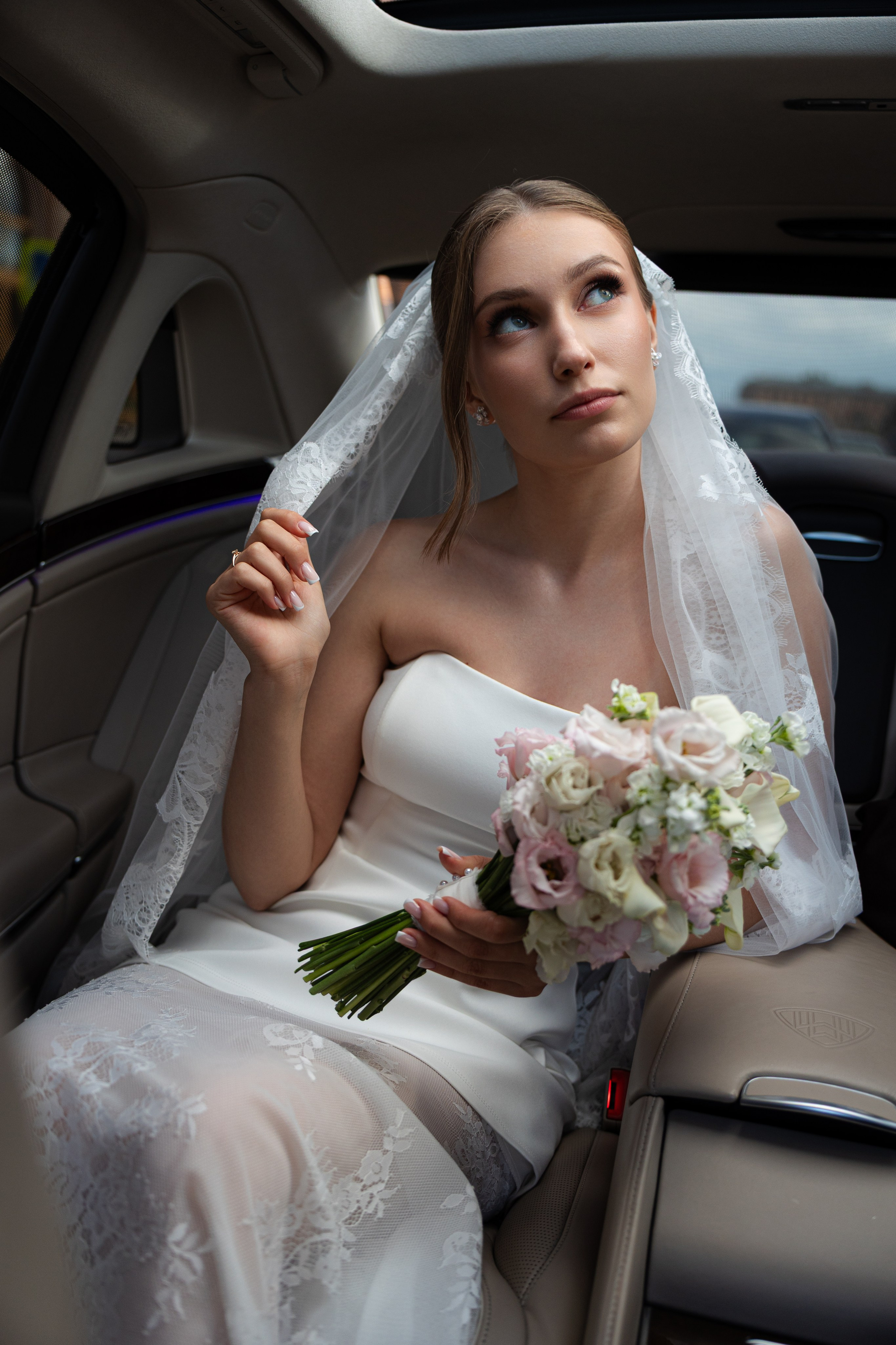 Полина и Олег. That’s your photographer, Alexandra Andrushchenko