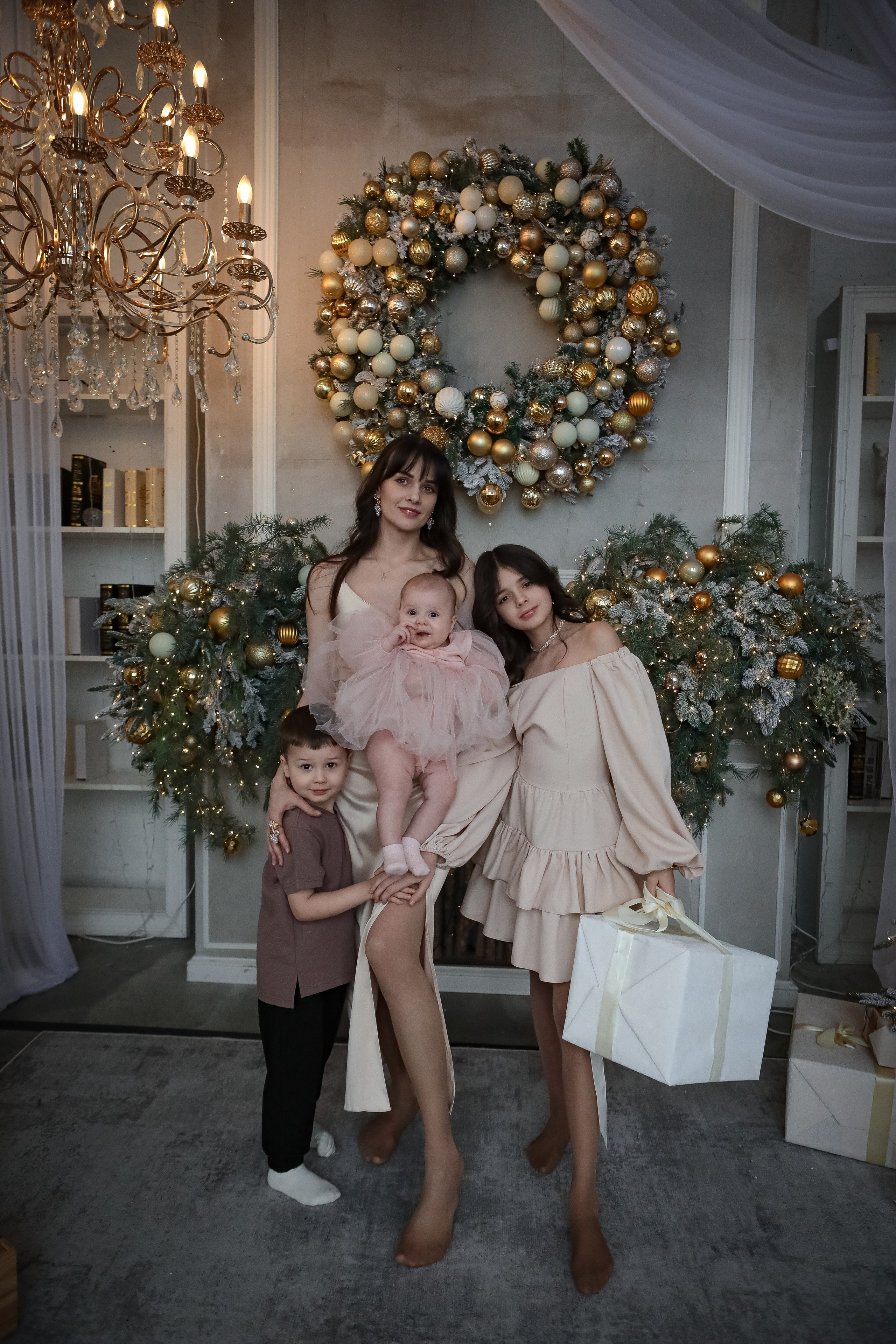 НОВОГОДНИЕ ФОТОСЕССИИ 2025-2026. Фотограф г. Хабаровск. Семейные и индивидуальные съёмки