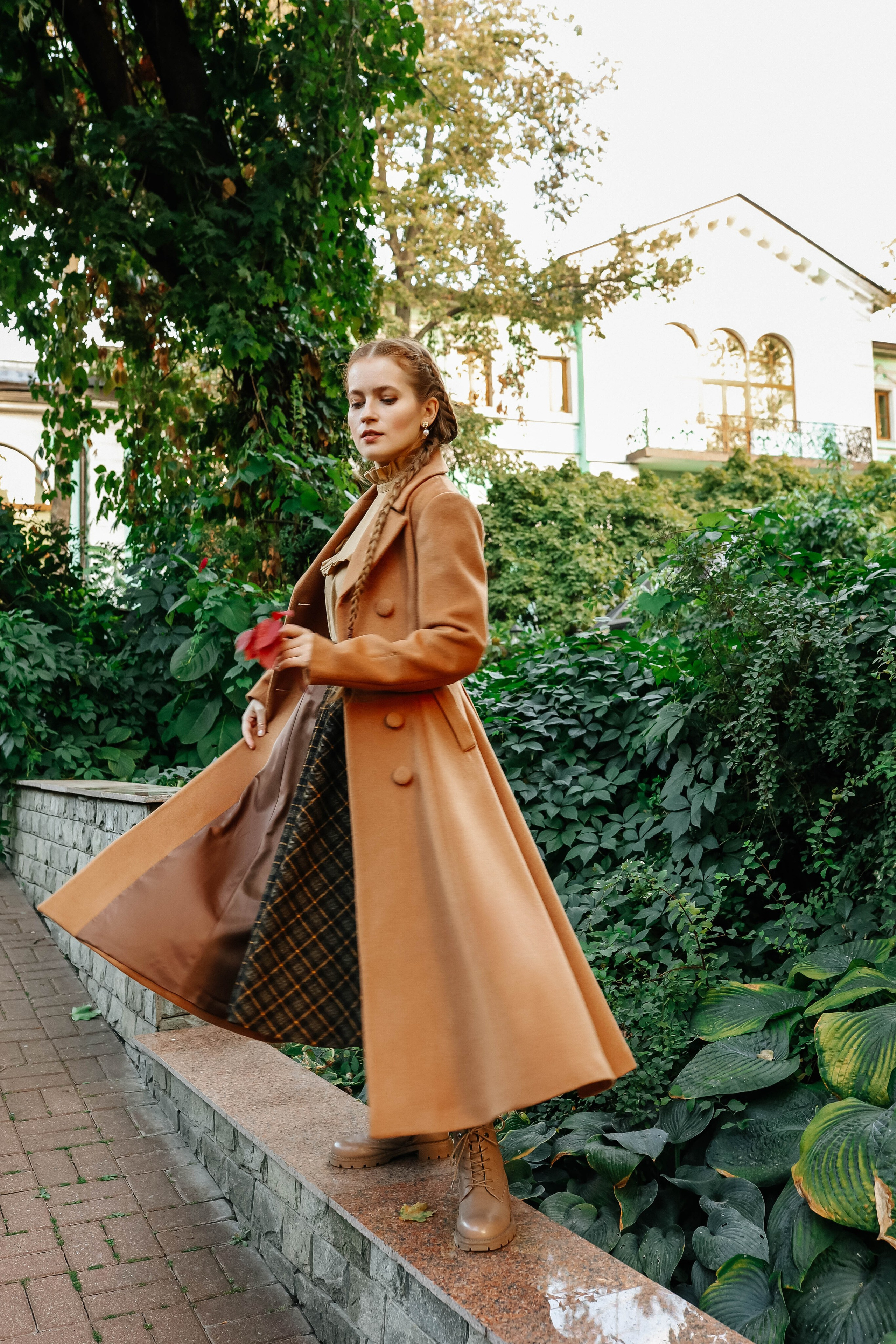 Женская осеняя винтажная фотосессия в Москве. Свадебный и семейный фотограф в Москве