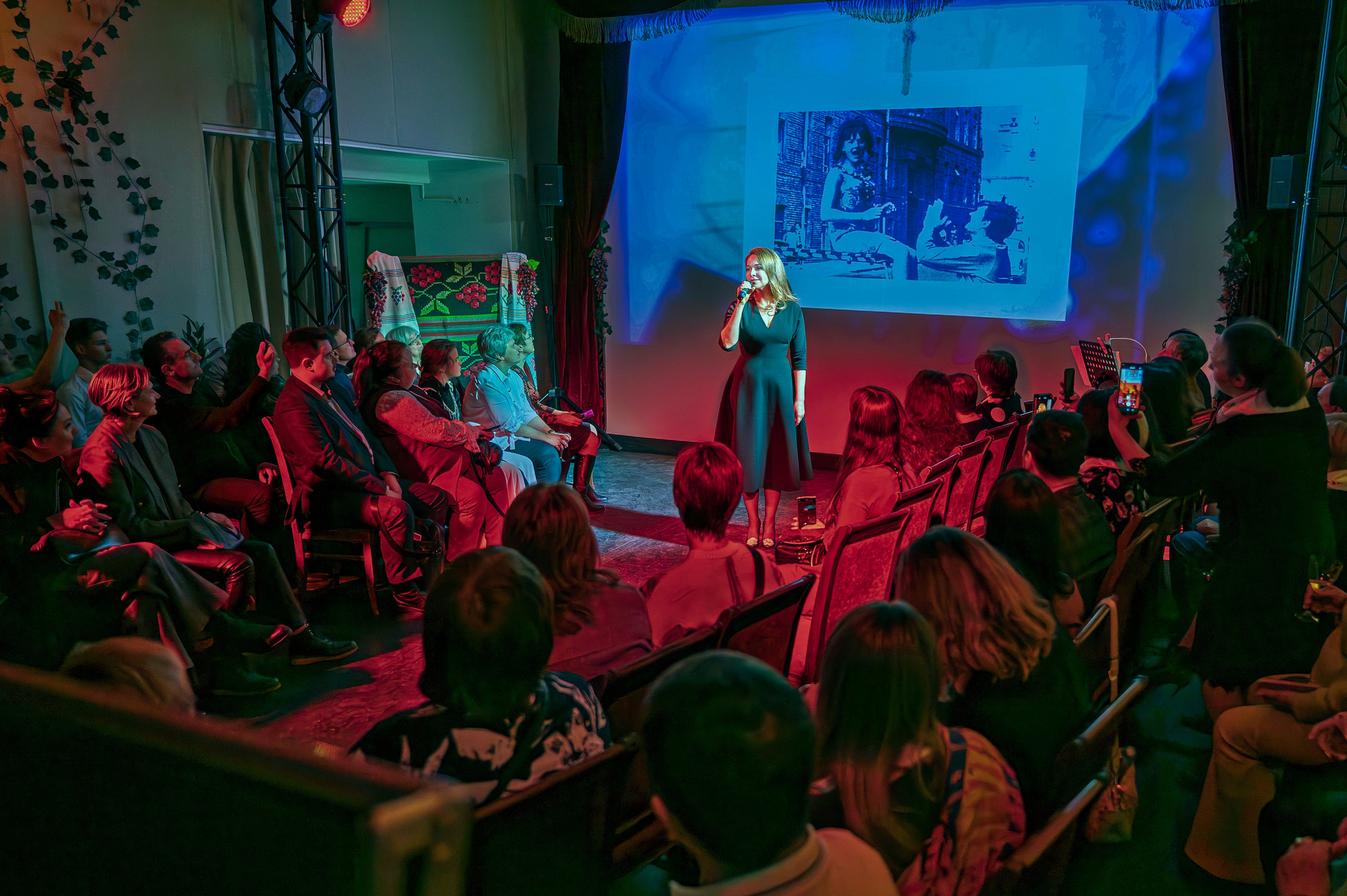 Вечер памяти Лилии Амарфий в камерном пространстве Московского театра оперетты. 2025. Фотограф Анна Мельникова | Москва