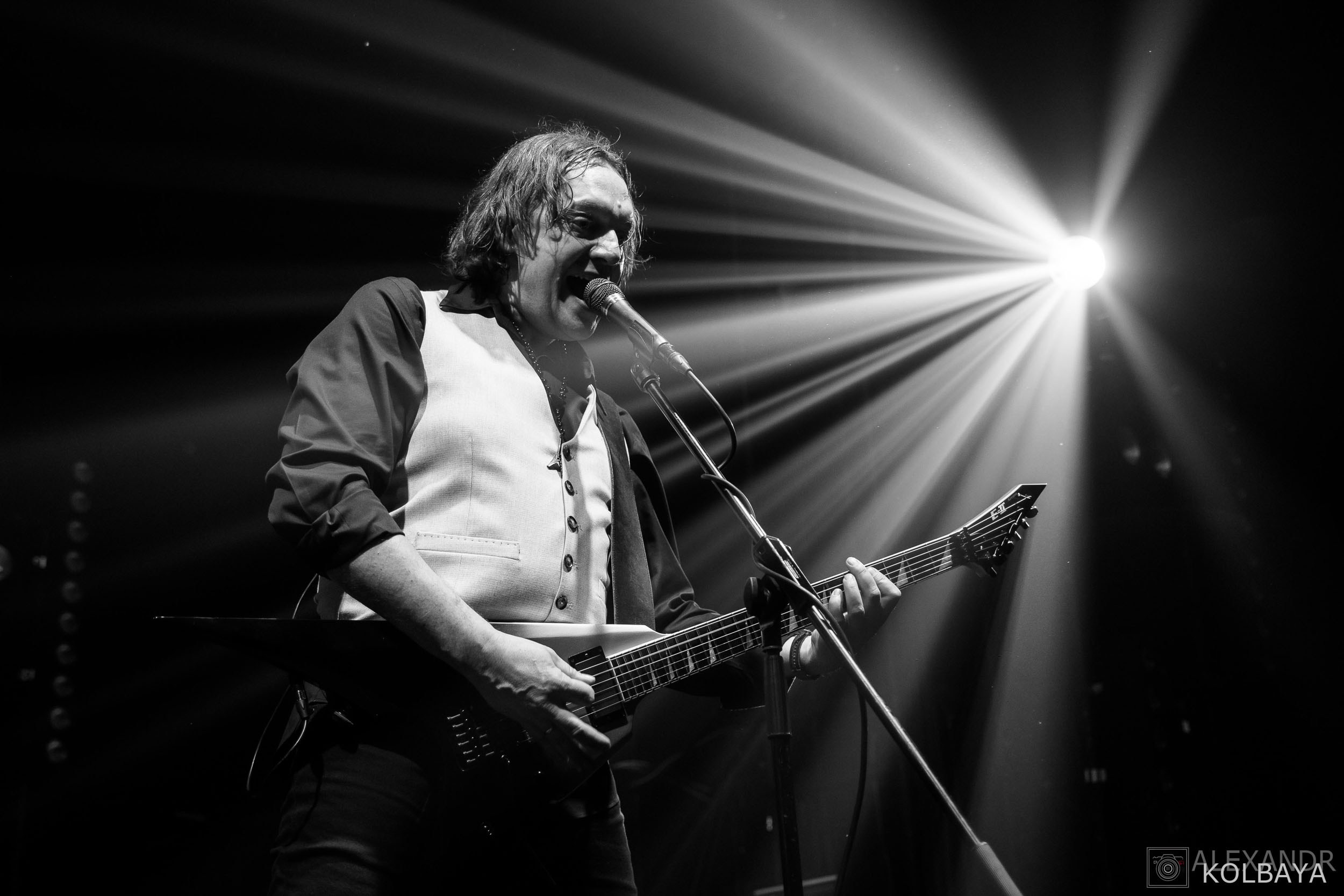 Эпидемии 29 лет — концерт в день рождения. Концертный и театральный репортажный фотограф в Москве Александр Колбая