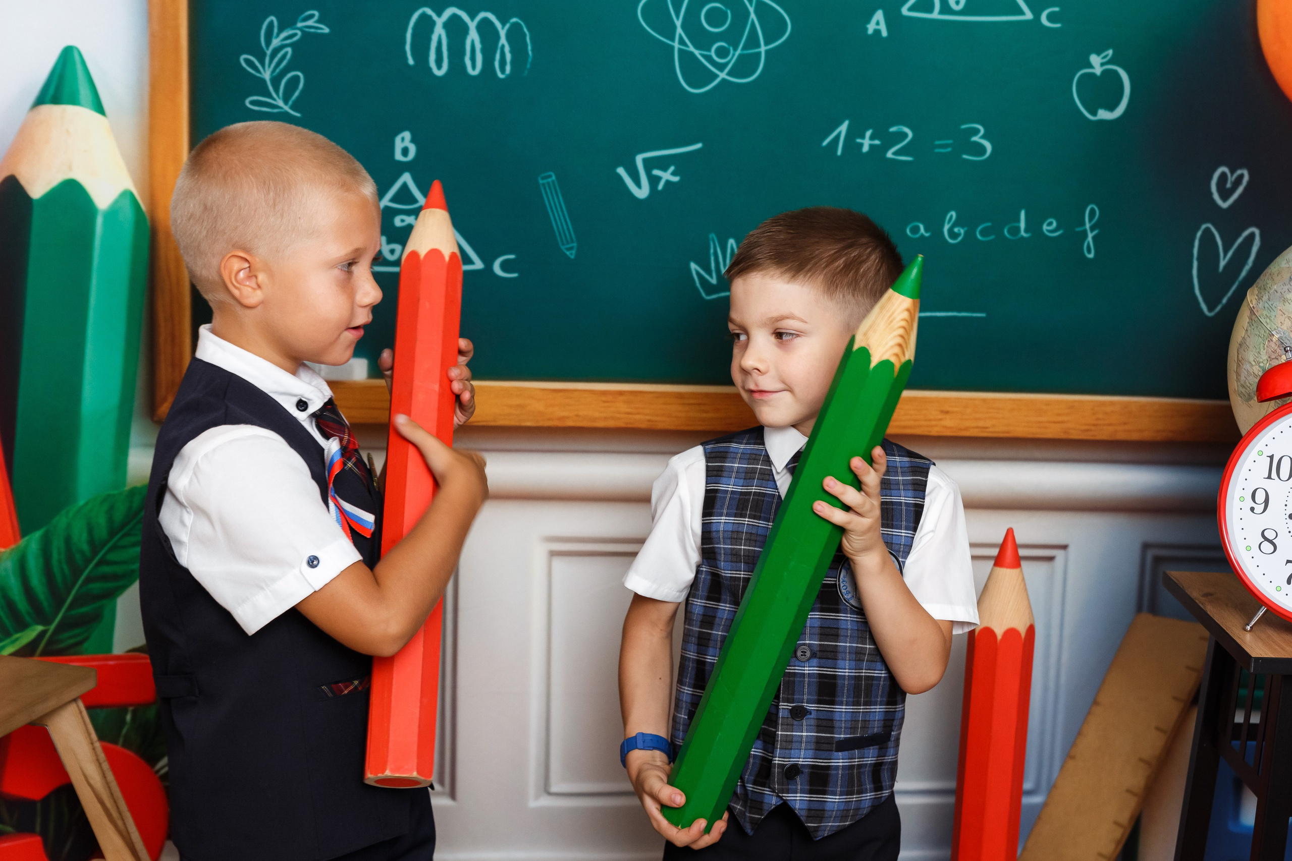 «Карандаши». Выпускные альбомы в Донецке и ДНР. Фотограф Донецк и ДНР