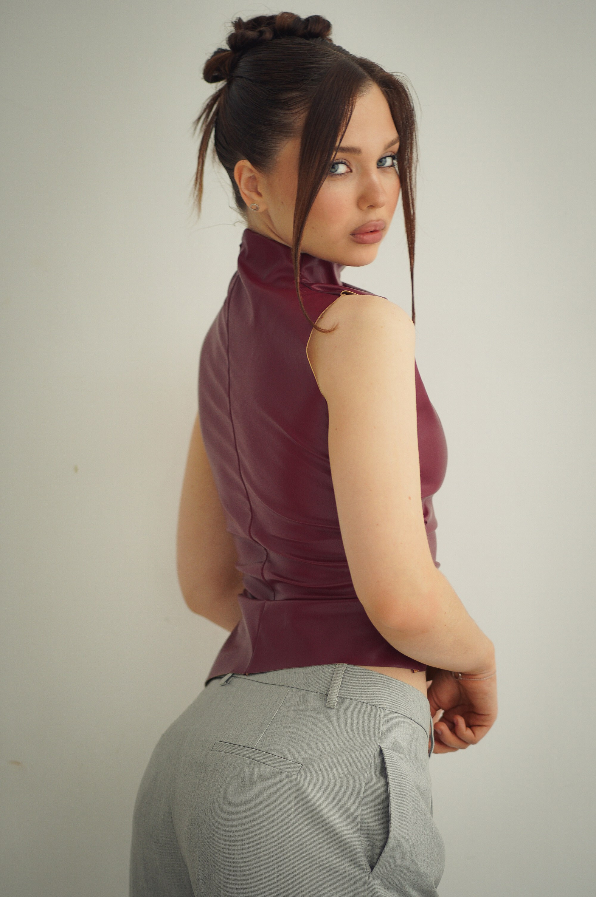 Kira. Я — Алёна и я фотографирую красиво (е)