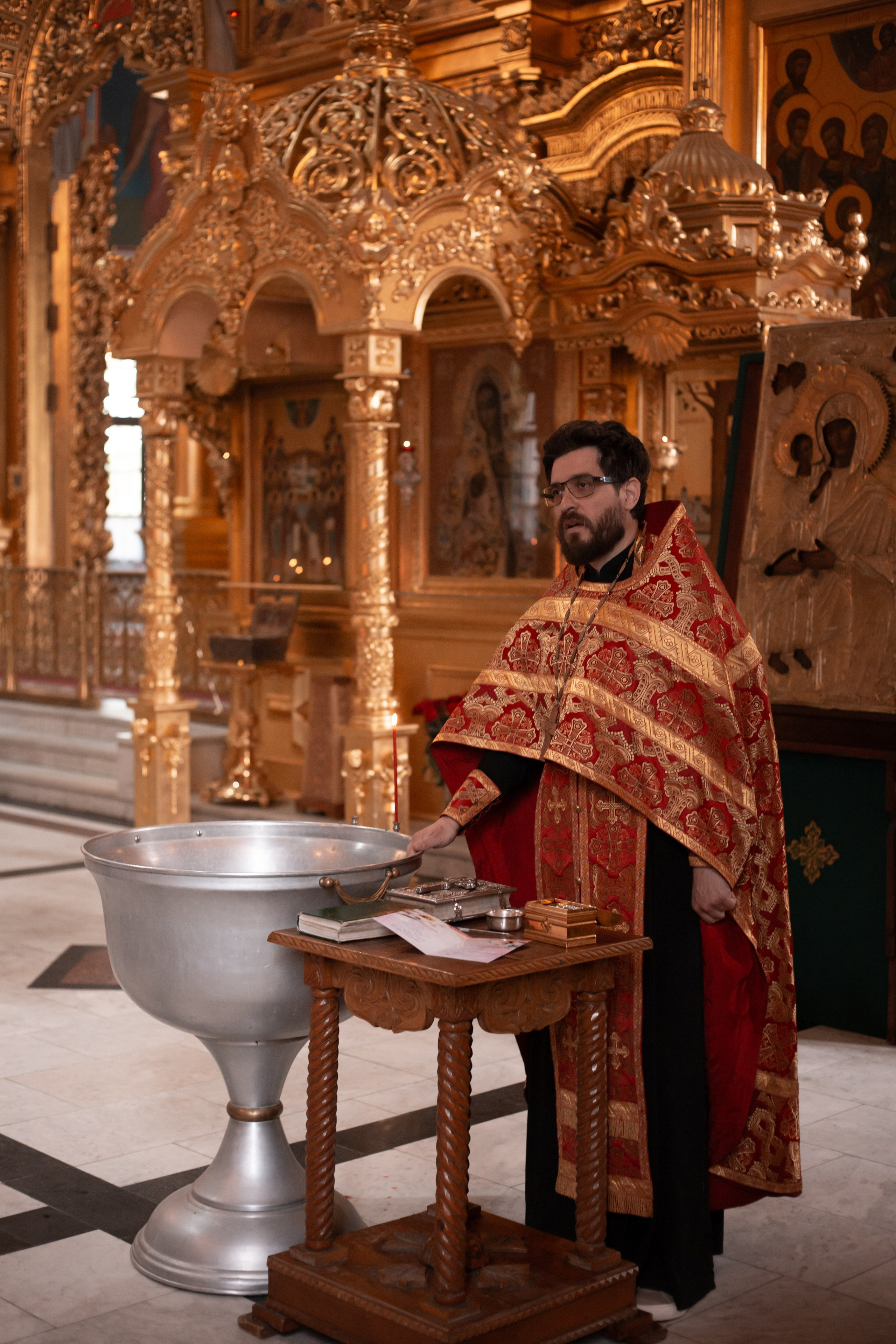 Крещение Виктории в Свято-Троицком кафедральном соборе Калуги