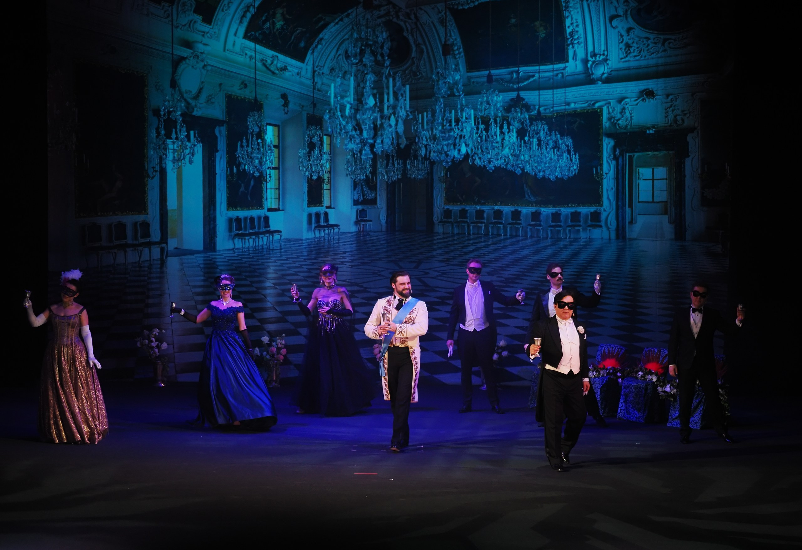 «БУФФ-ПАРАДИЗ» Летучая мышь (в Нск). Портретный и спортивный фотограф в Новосибирске и Твери Кононов Алексей