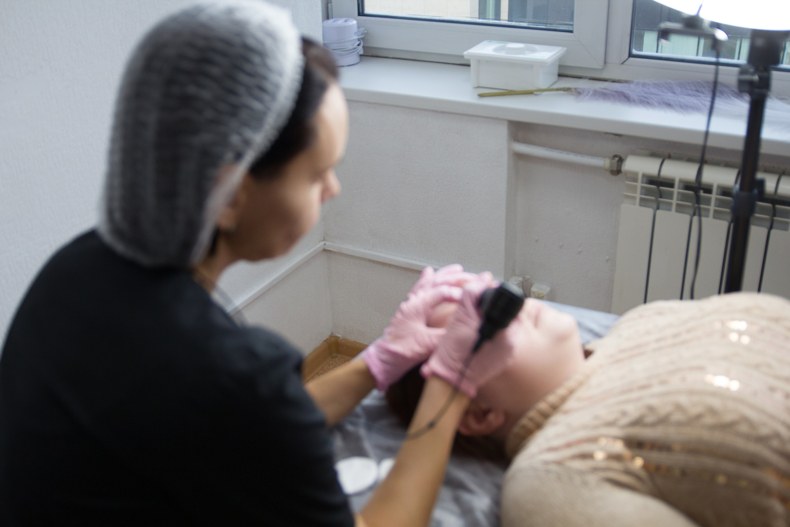 Перманент, контент. Женский портрет и немного больше в Санкт-Петербурге