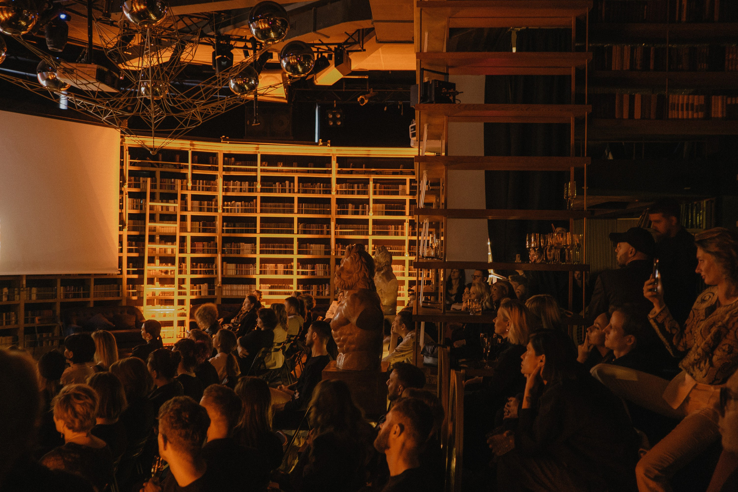 Второе рождение ToBelove. Фотограф Serj Ganso