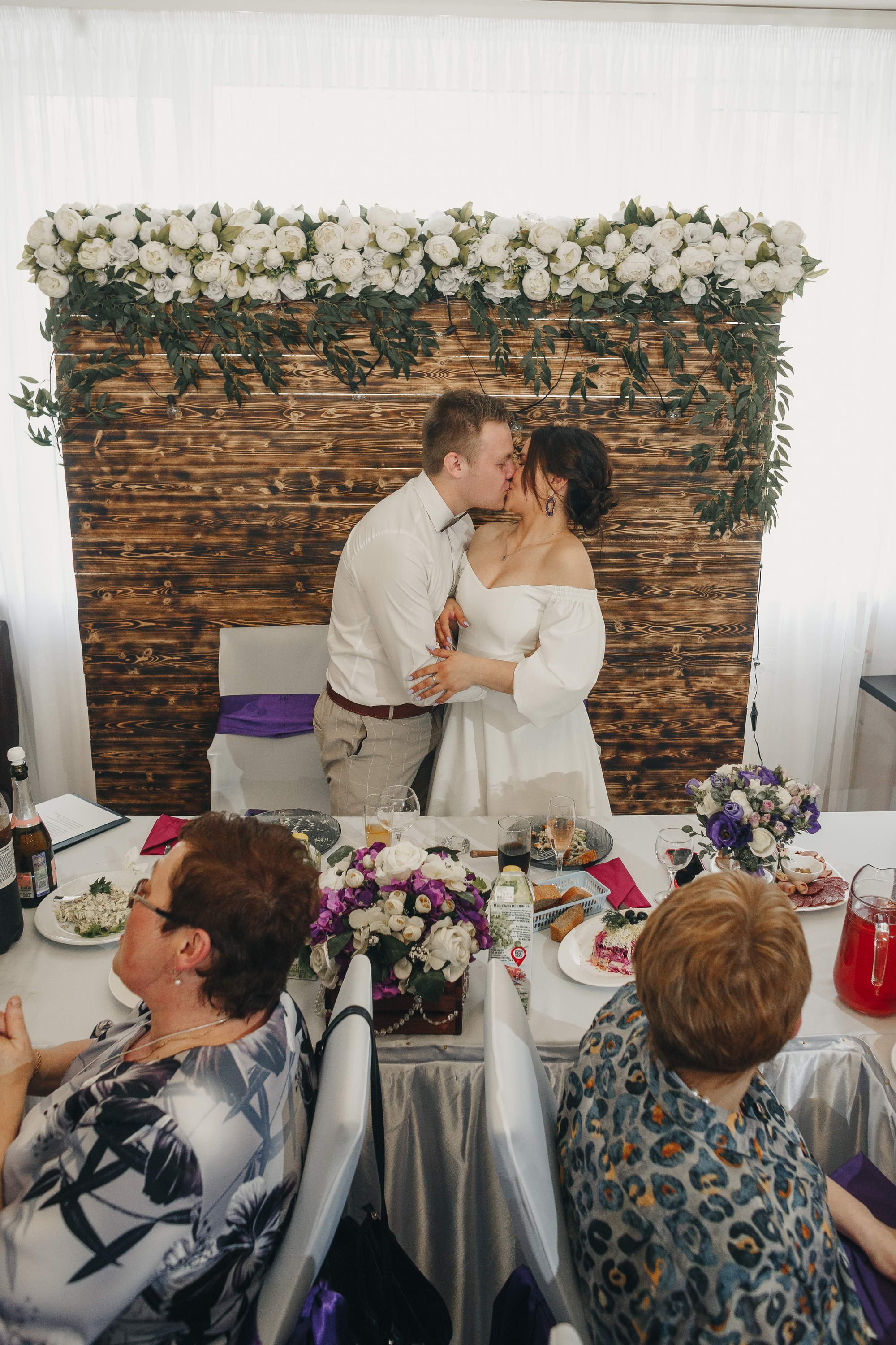 Свадьба в Лодейном Поле. Свадебный фотограф Игорь Брундасов 8PHOTO на свадьбу венчание загс СПб