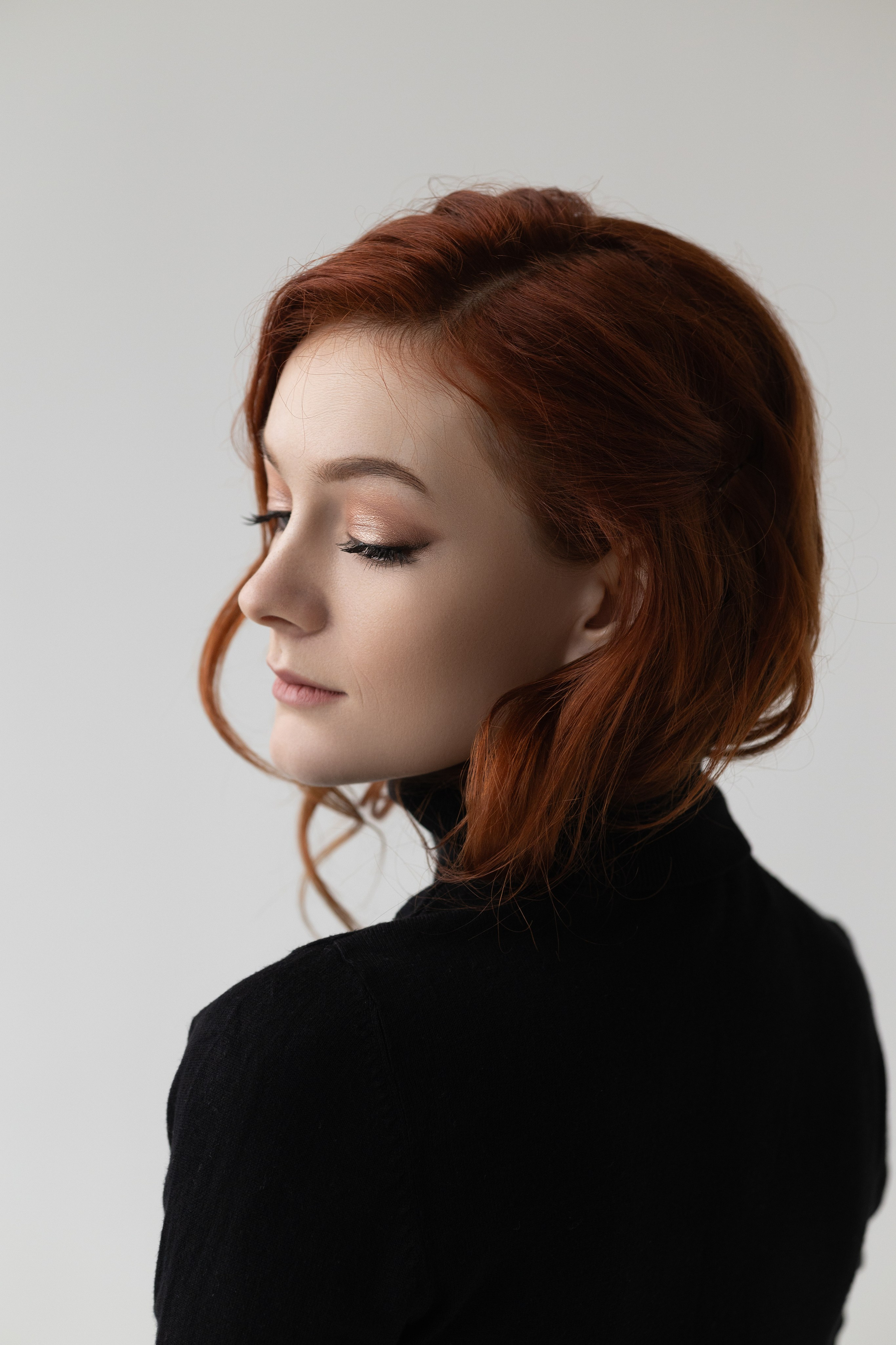 Женский портрет в студии. Фотограф Минск