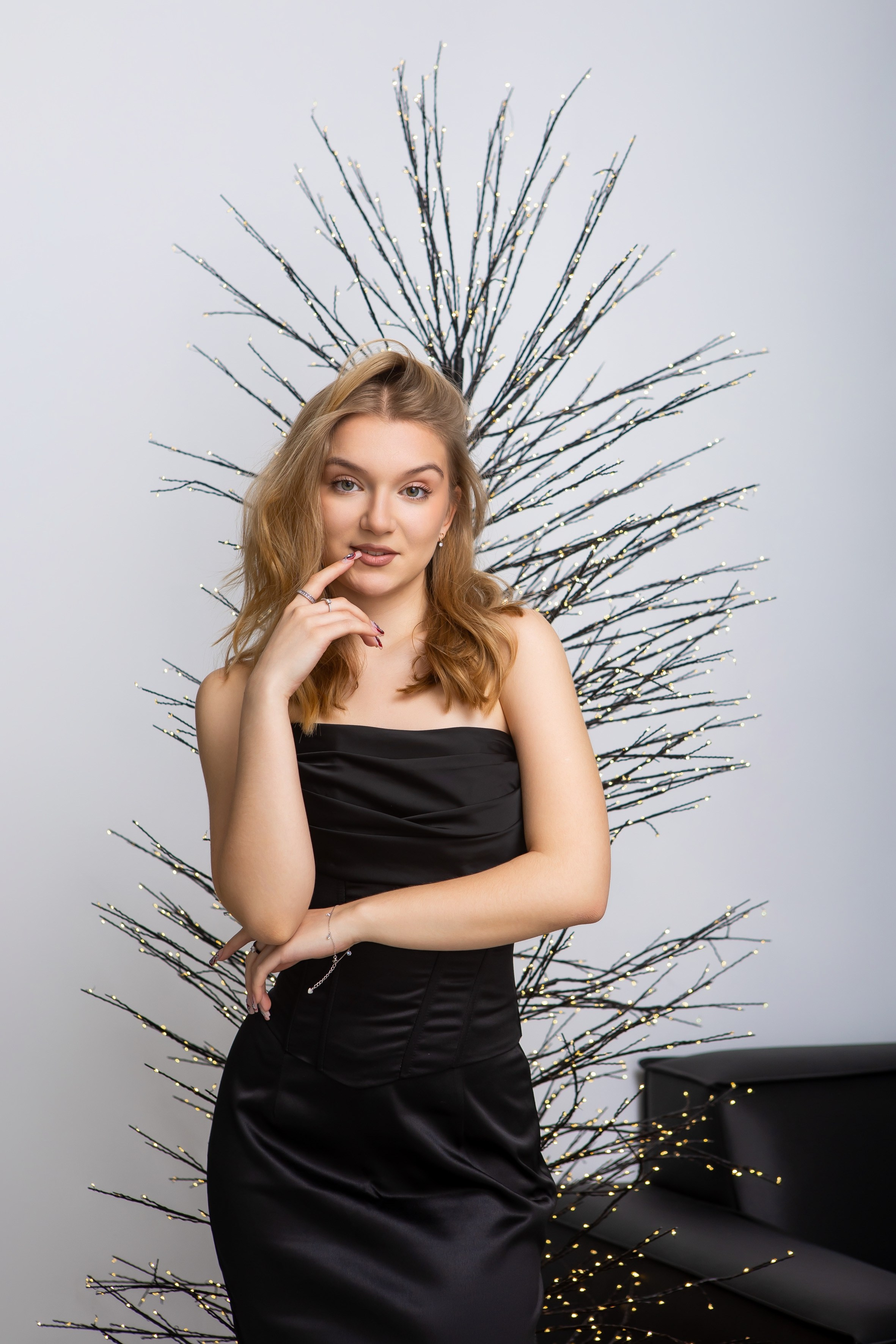 Студия Гимназия 12 11 А 2024 г. Свадебный и портретный Фотограф в Липецке Дмитрий Котюков