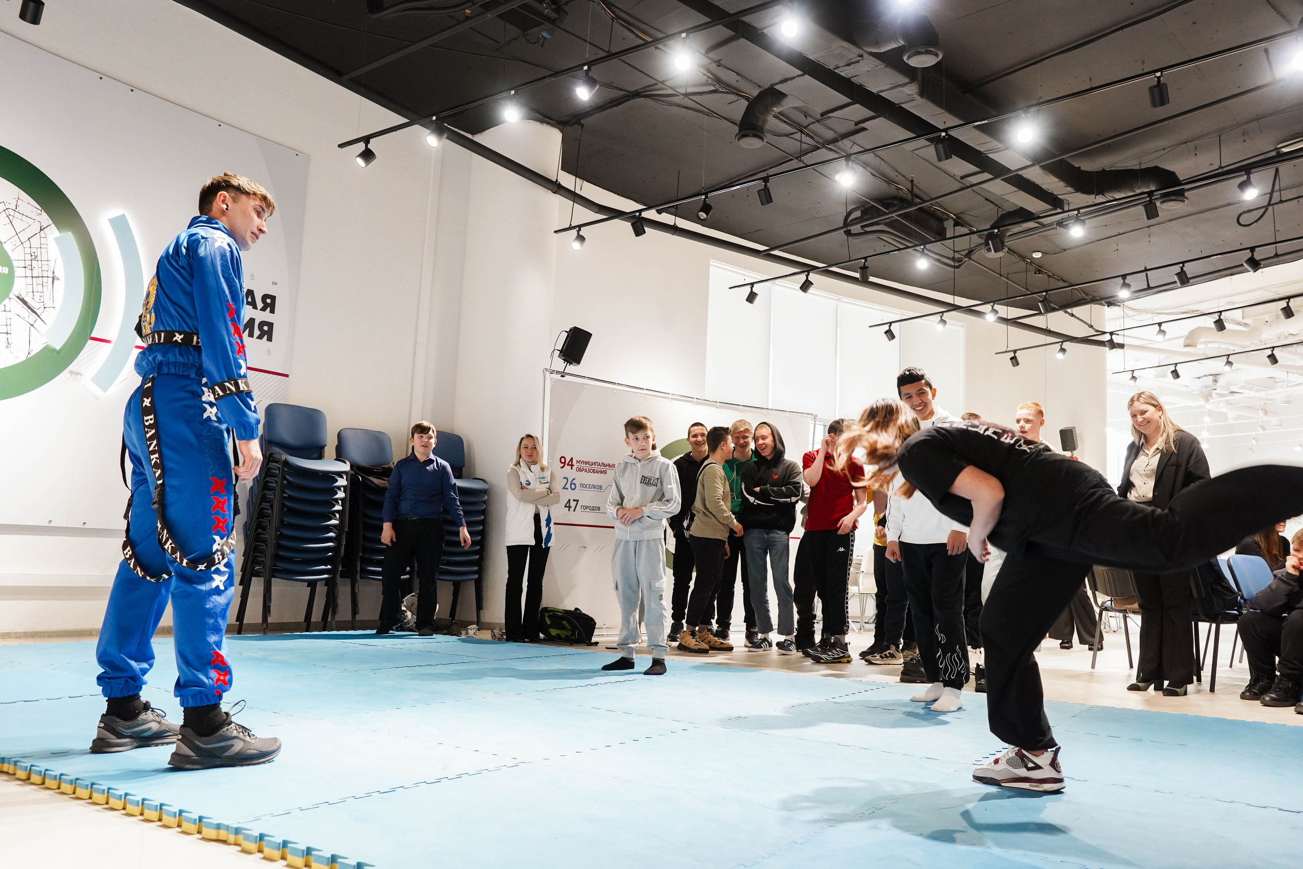 Благотворительная елка. Семейный и портретный фотограф в Екатеринбурге Yana Strok