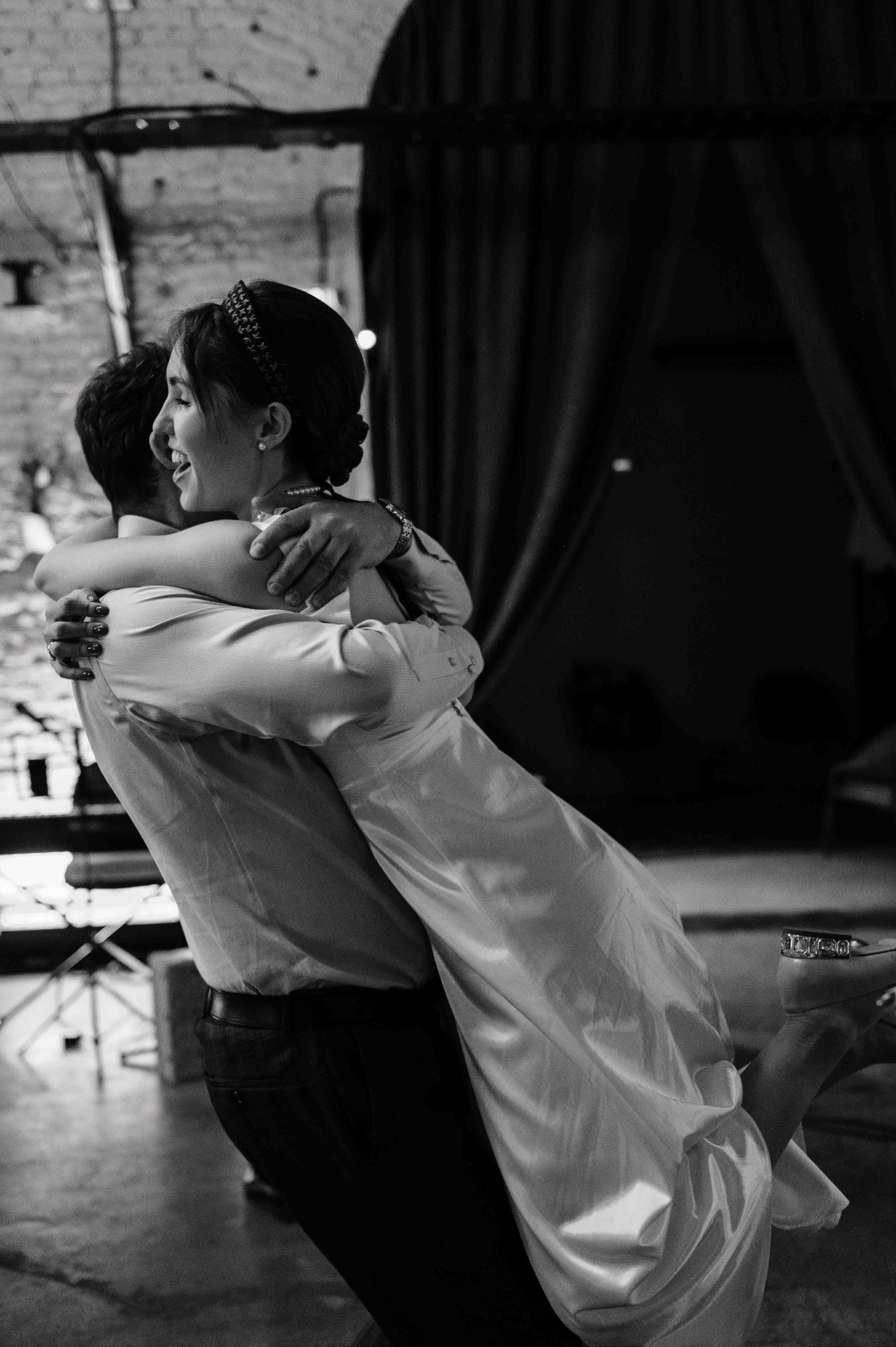 Утро невесты в гостинице. Свадебный и семейный фотограф в Котласе Никита Попов