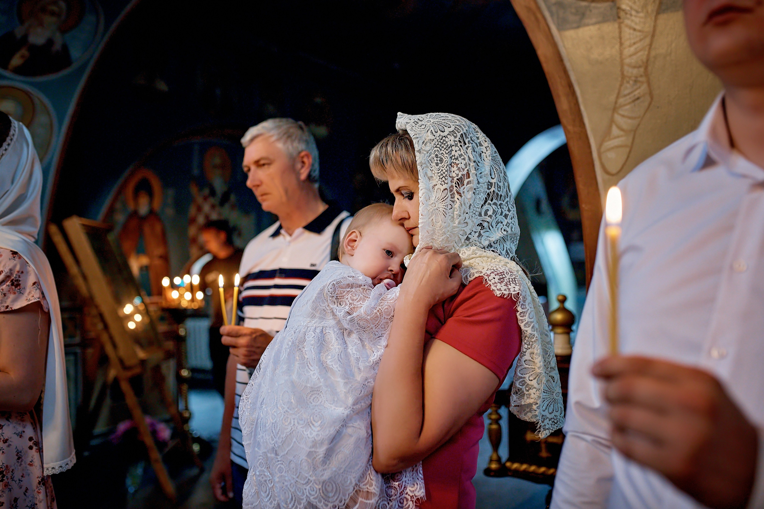 Таинство Крещения храм Георгия Победоносца г. Новоалтайск. Фотограф на Крещение и Венчание в Барнауле