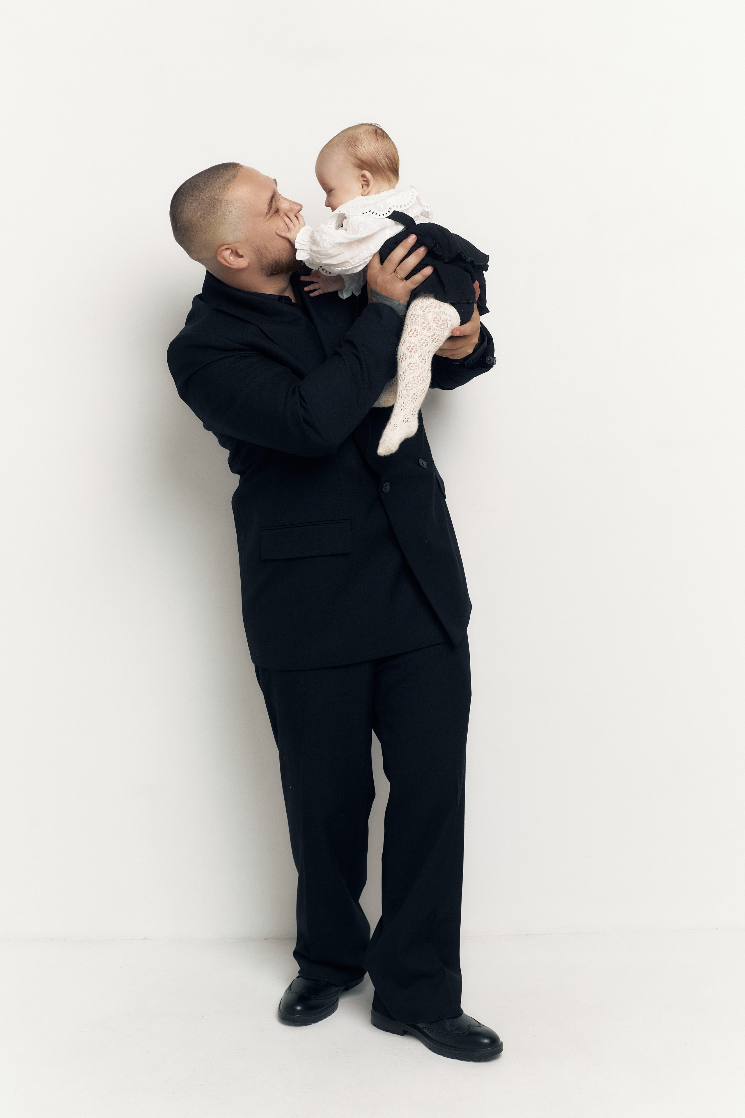 ANASTASIA & ANDREY & AVRORA. Ася Солопова, фотограф Тюмень