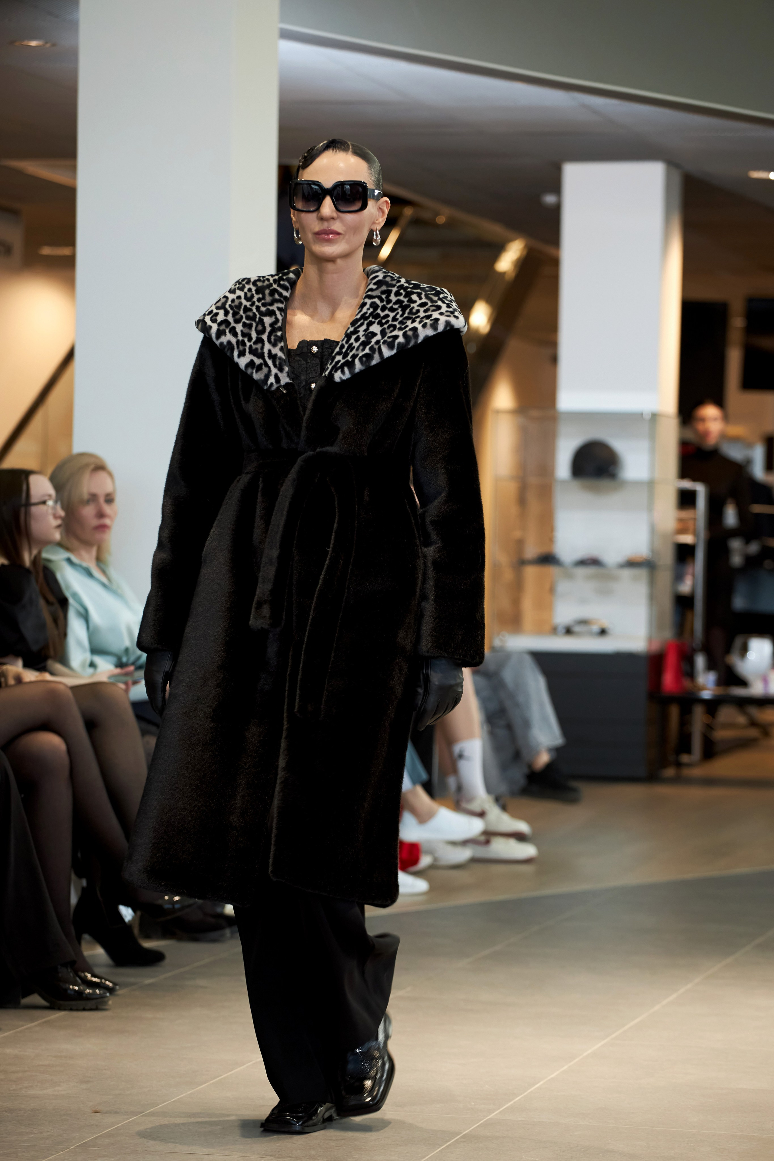 Репортаж «Жара в Городе». Фотограф Алексей Яковлев