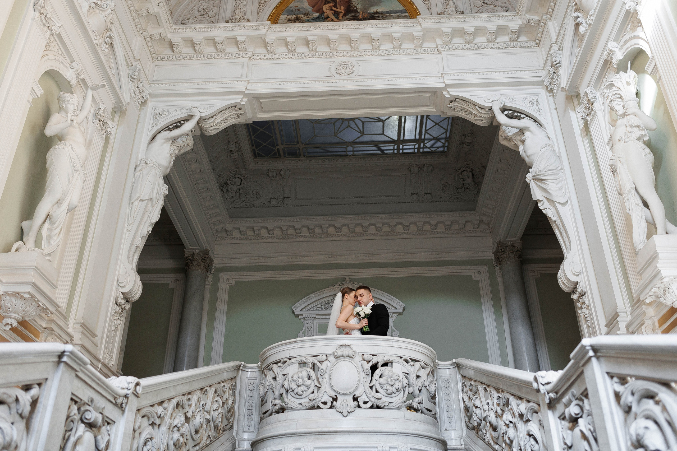 ···. Свадебный фотограф в Санкт-Петербурге Александра Чукавина