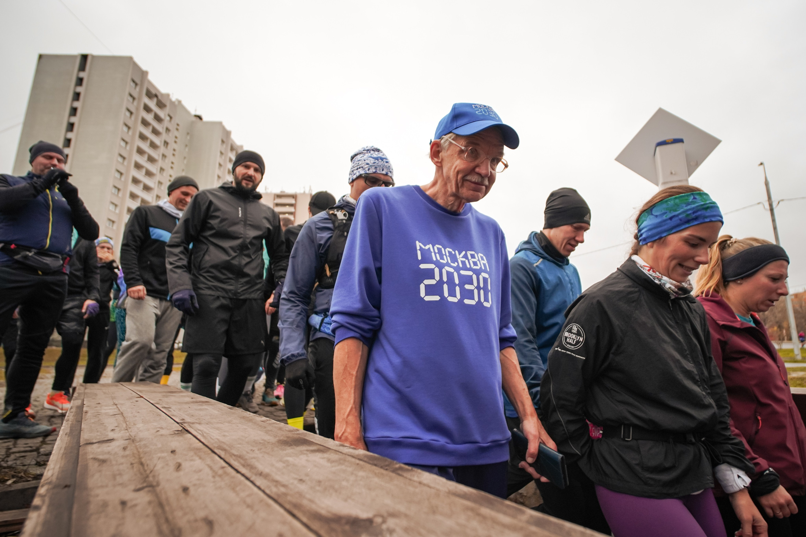 #марафонудома #яuzarun 2024 2-я петля, группа 6:30. Роман Капилюшов. Бег. Фото. Видео. г. Люберцы