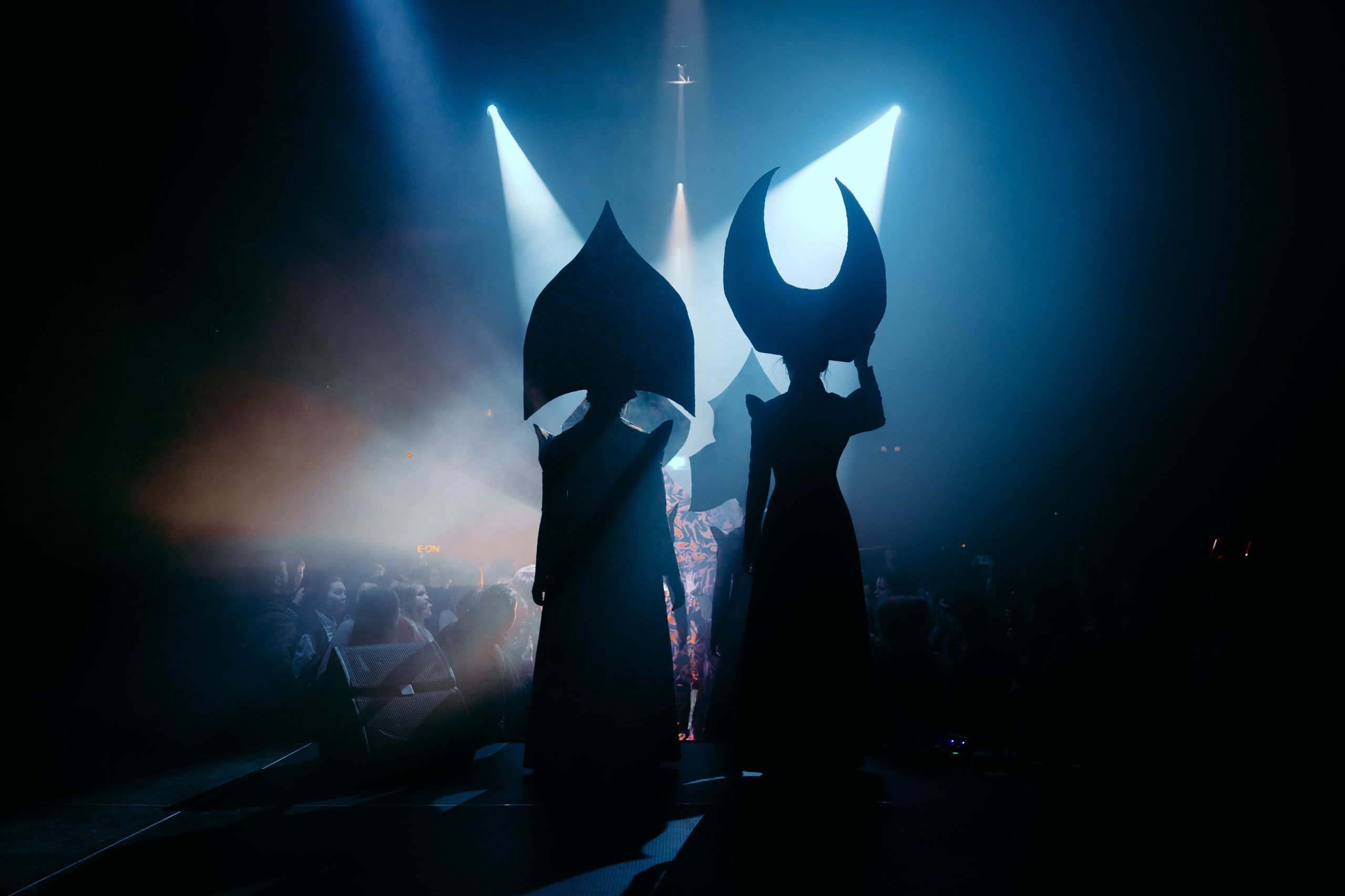 СЛОВО. Ансамбль «КОМОНЬ». @tomrus: Рустам Шагиморданов — фотограф