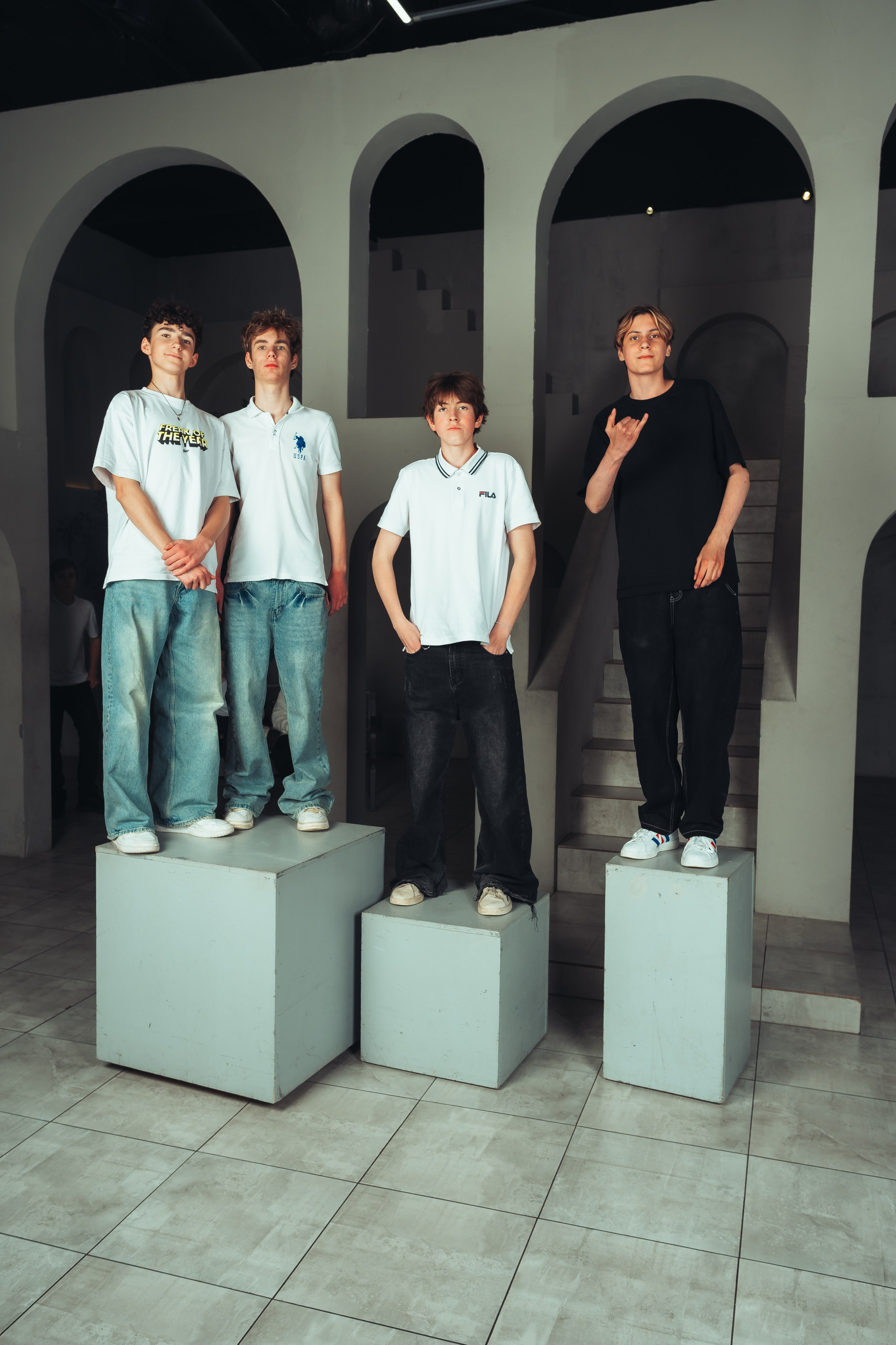 Выпускной альбом — 9"Б». Иван Кубик — фотограф и видеограф