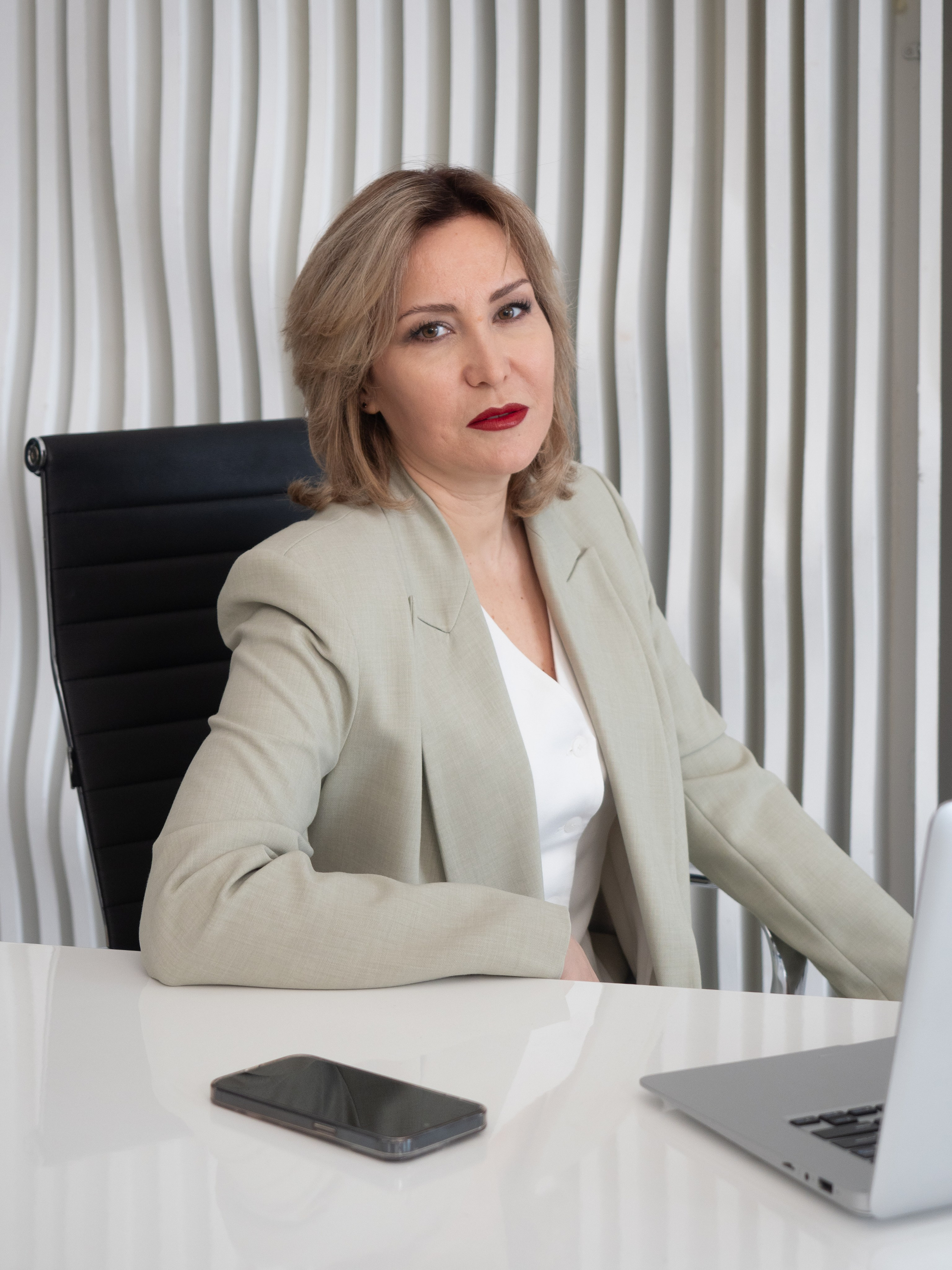 Корпоративная. Алёна Орлова Портретный фотограф Москва