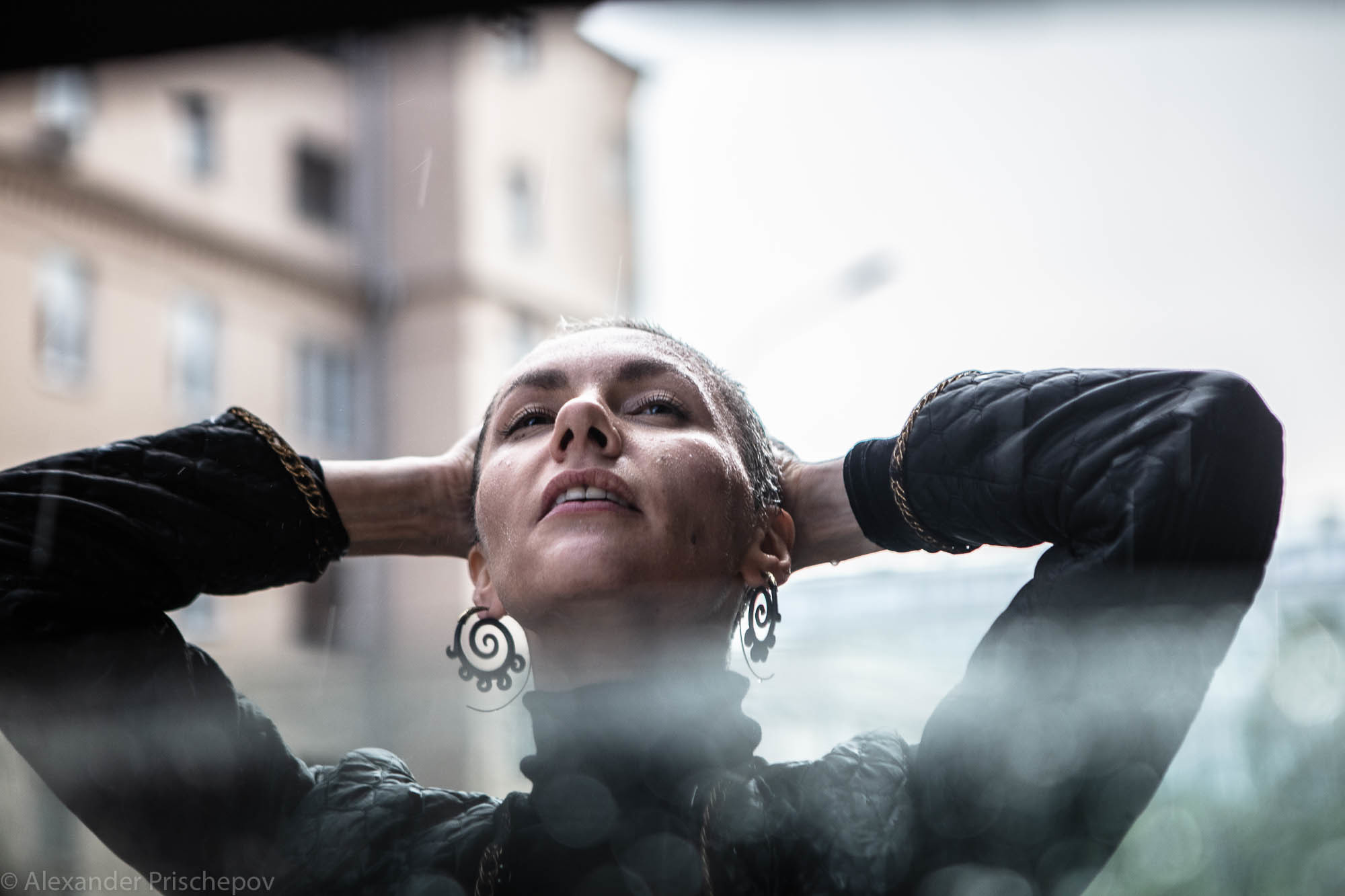 Альбина - Актриса кино и театра. Александр Прищепов - фотограф, режиссёр, продюсер