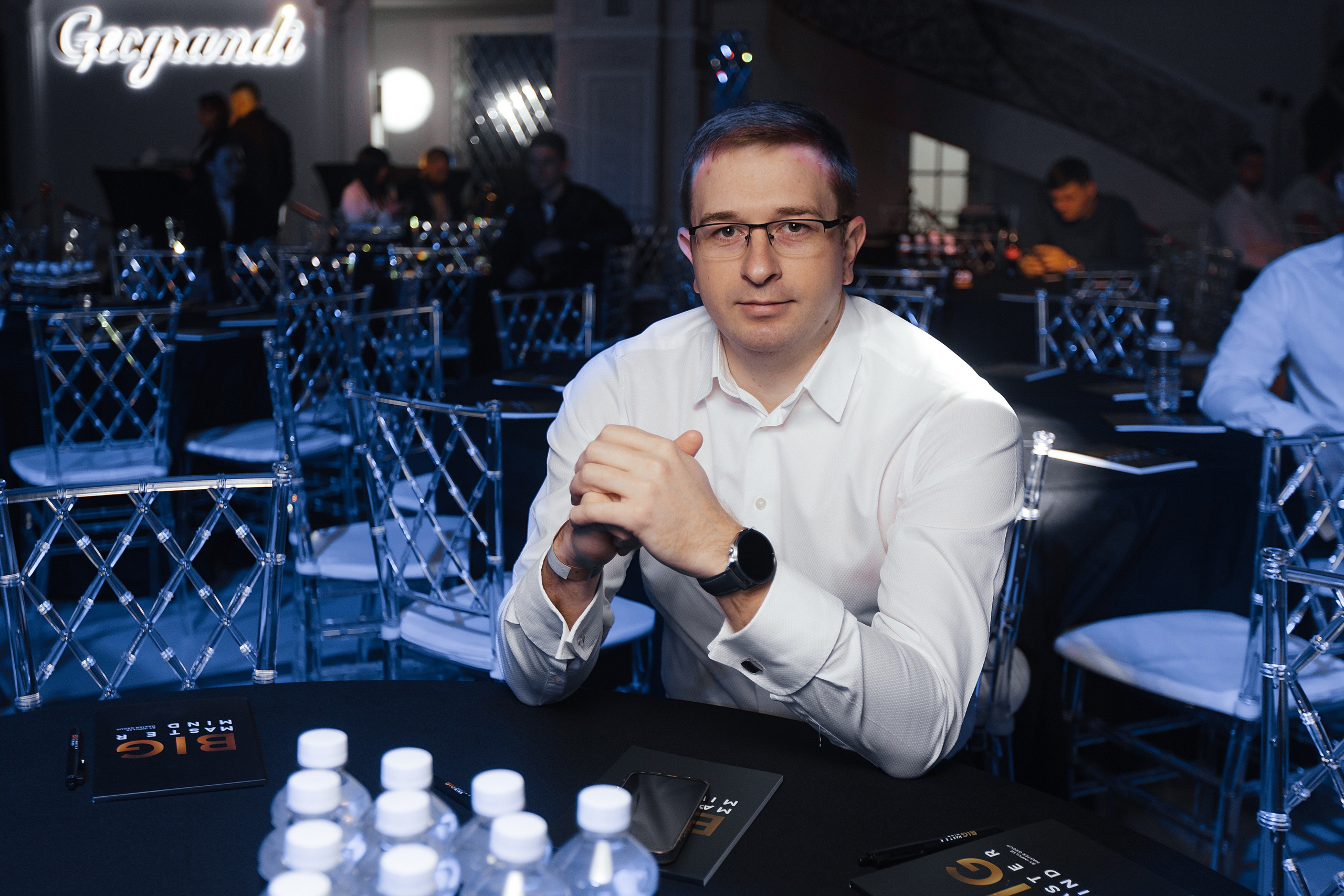 Big Master mind. Фотограф Сергей Жойдик Репортажный фотограф фотограф маркетплейс
