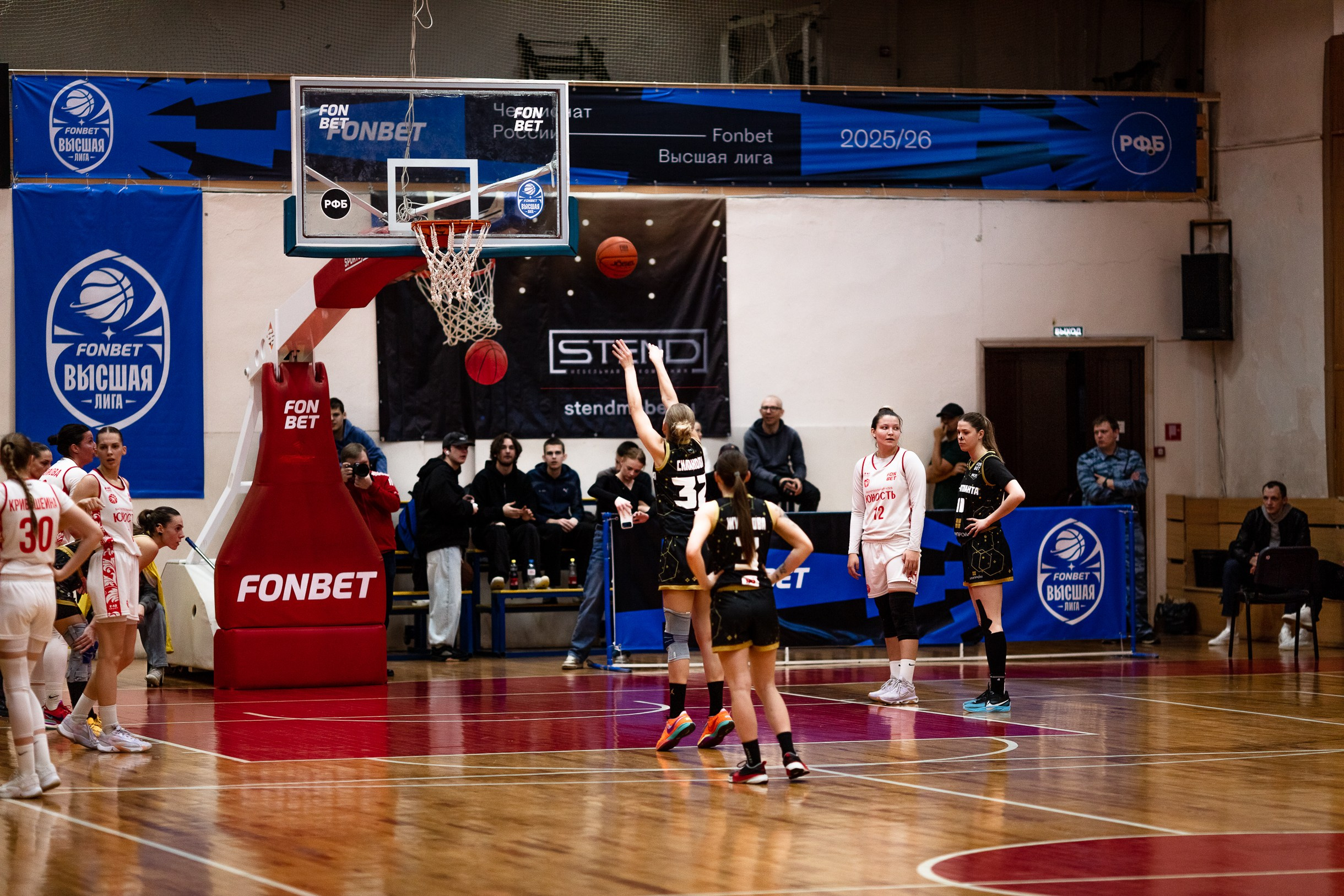 БК Юность — ЧГУ-Атланта / 3 игра. Фотография