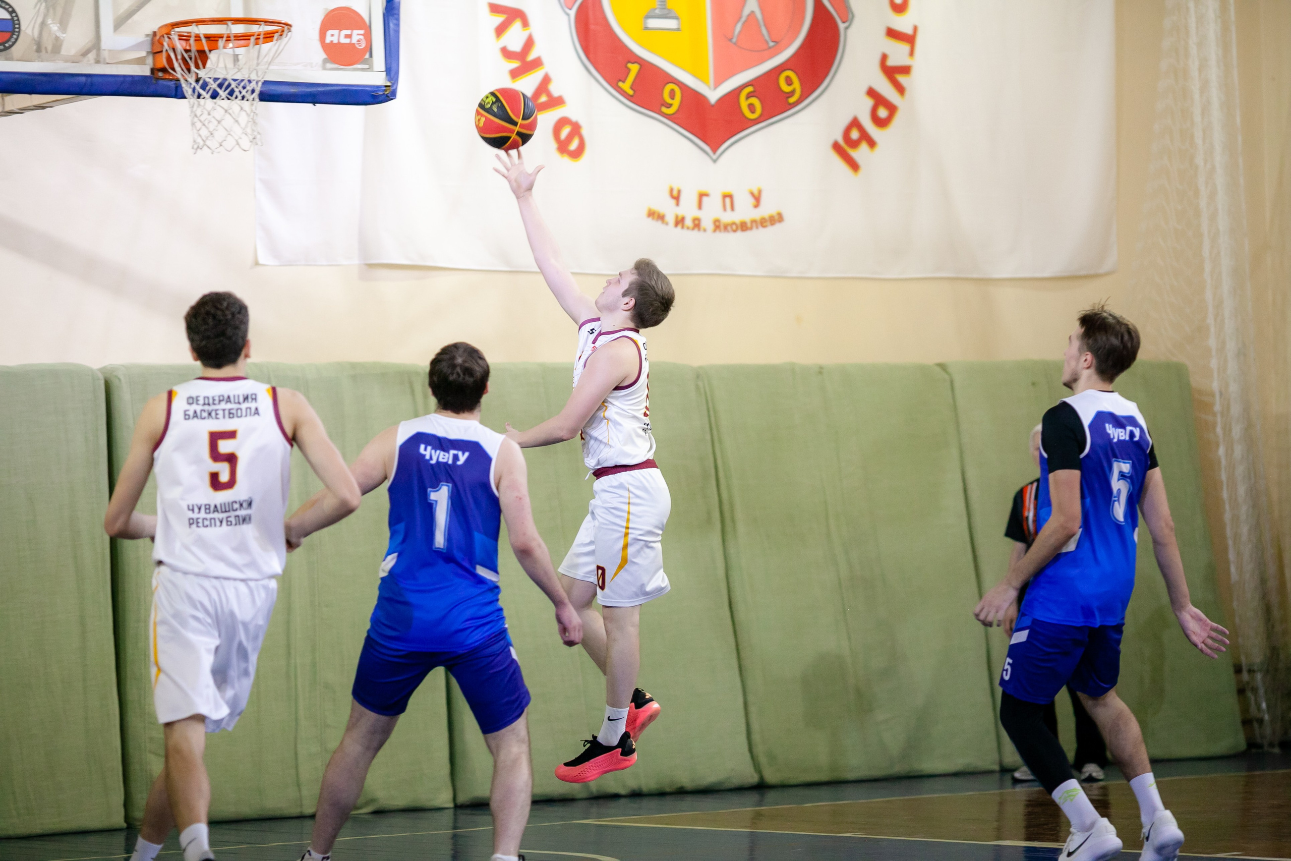 3×3. Фотография