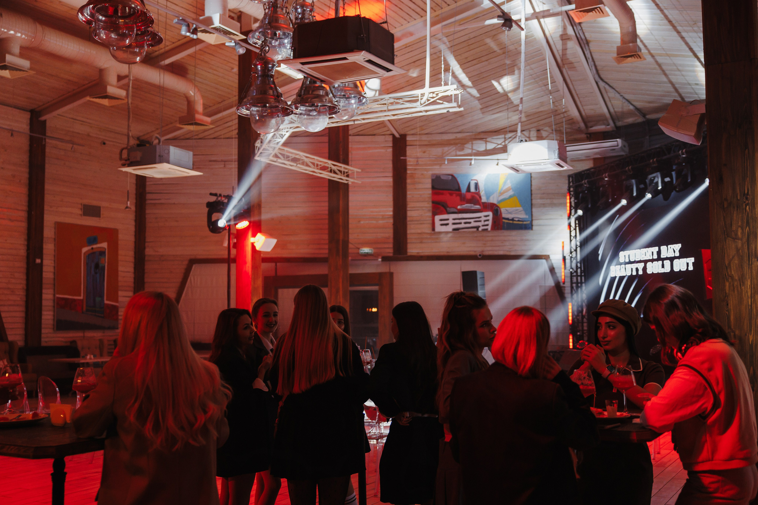 Beauty Sold Out Student Day. Wedding and Reportage photographer Marmarov Christya