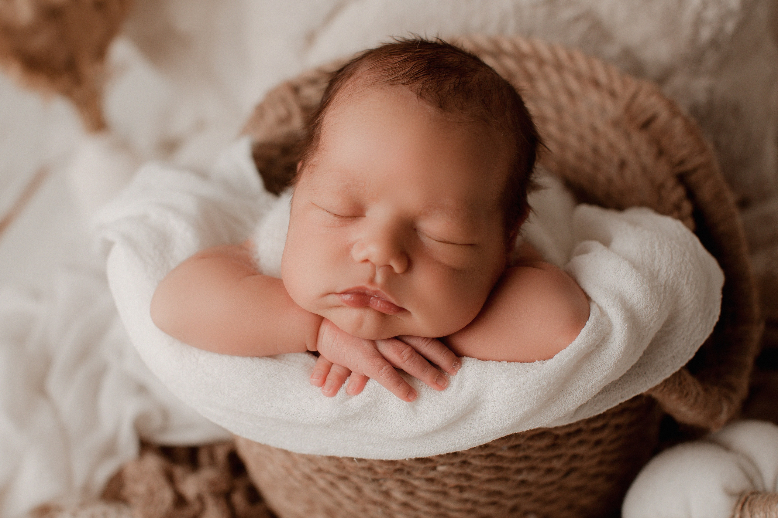 Новорожденные. Фотограф новорожденных в Уфе Инзиля Сулейманова