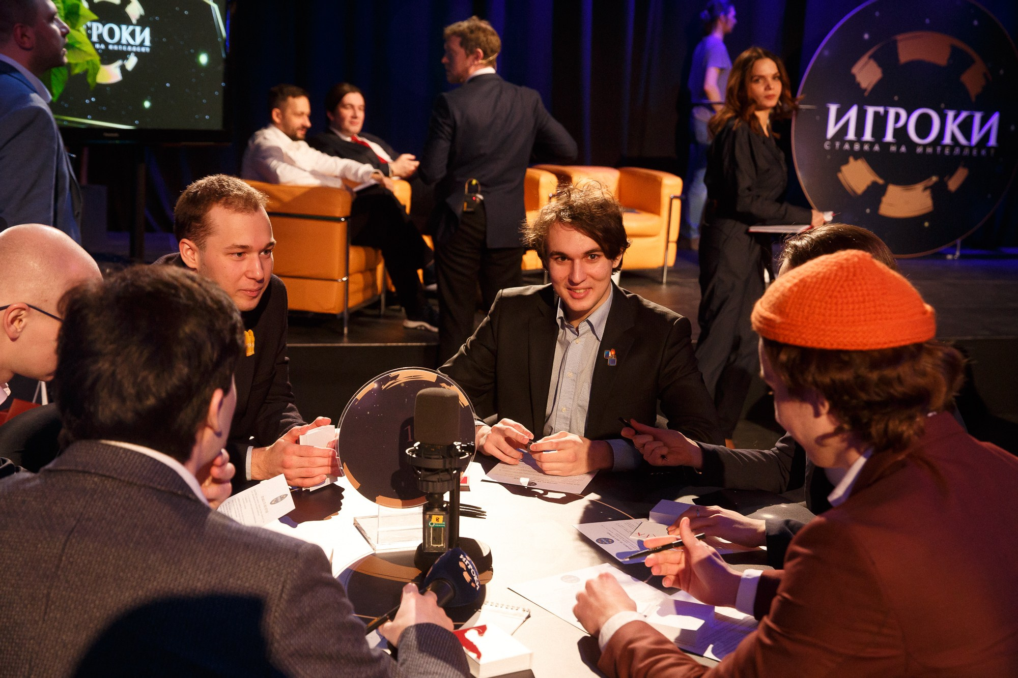 «ИГРОКИ». Рабочая сторона — бизнес портрет и репортаж в Санкт-Петербурге