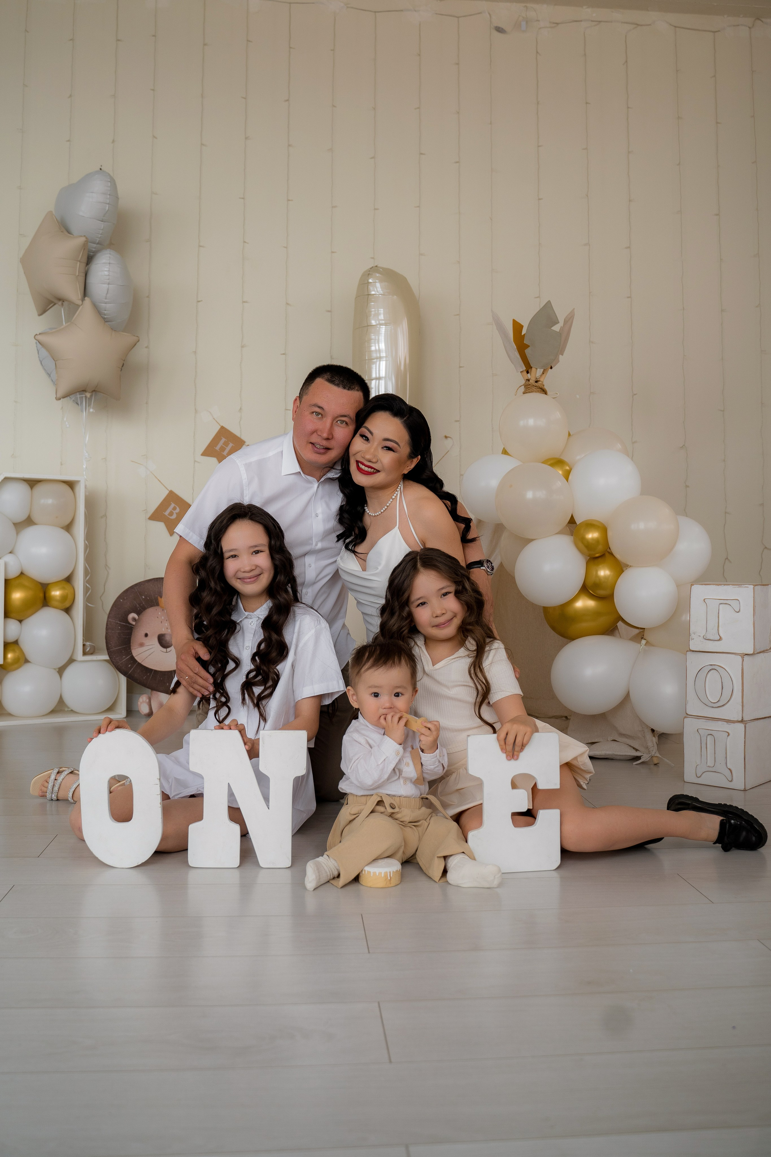 Cake Smash. Фотостудия Малина в городе Улан-Удэ. Фотограф Ирина Жарникова