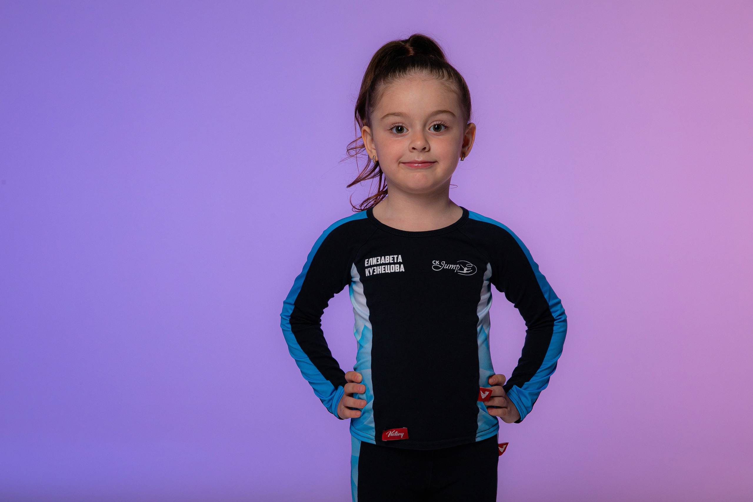 На ярком фоне. Семейный фотограф в Москве